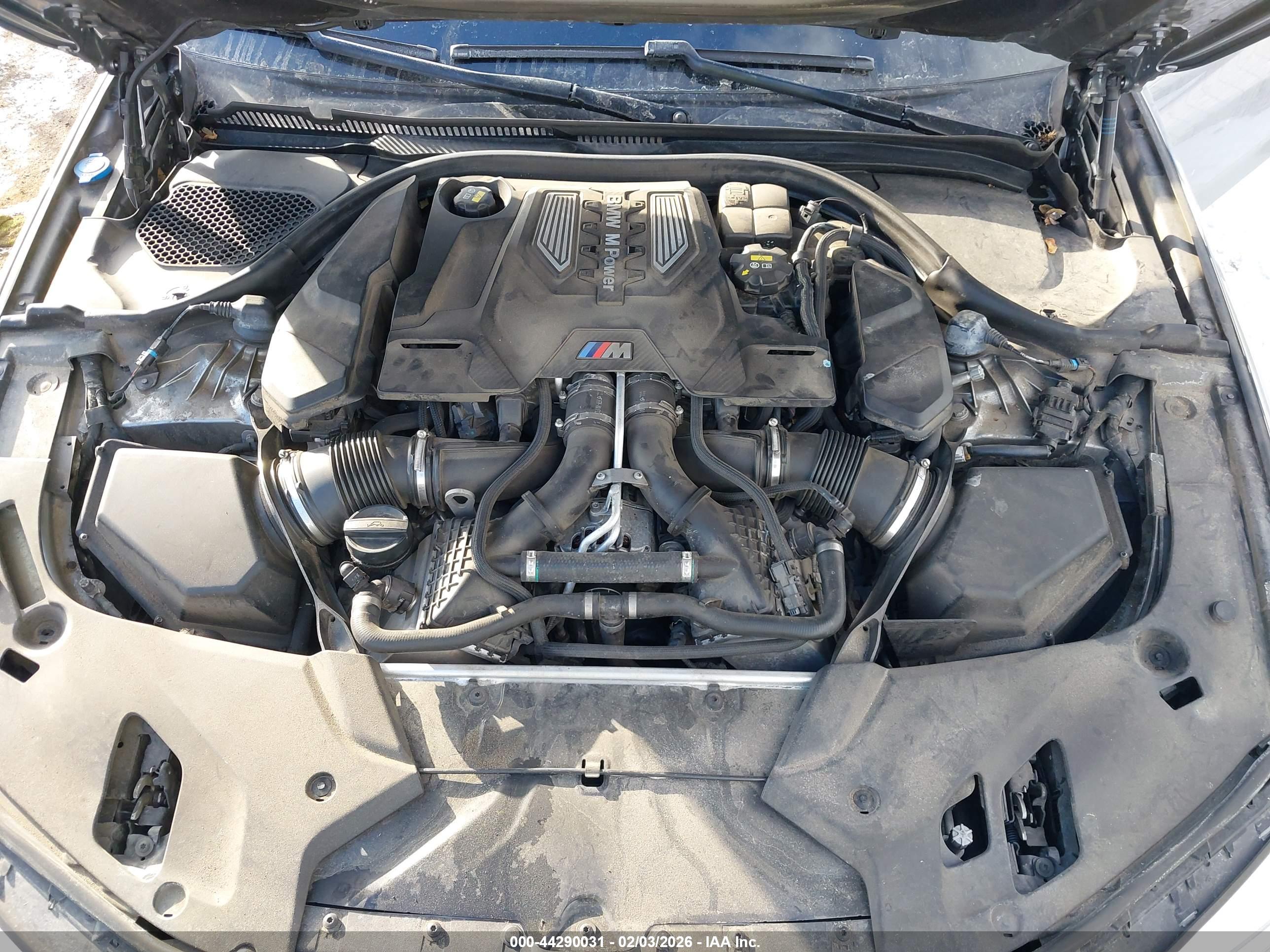 BMW M5 image 10