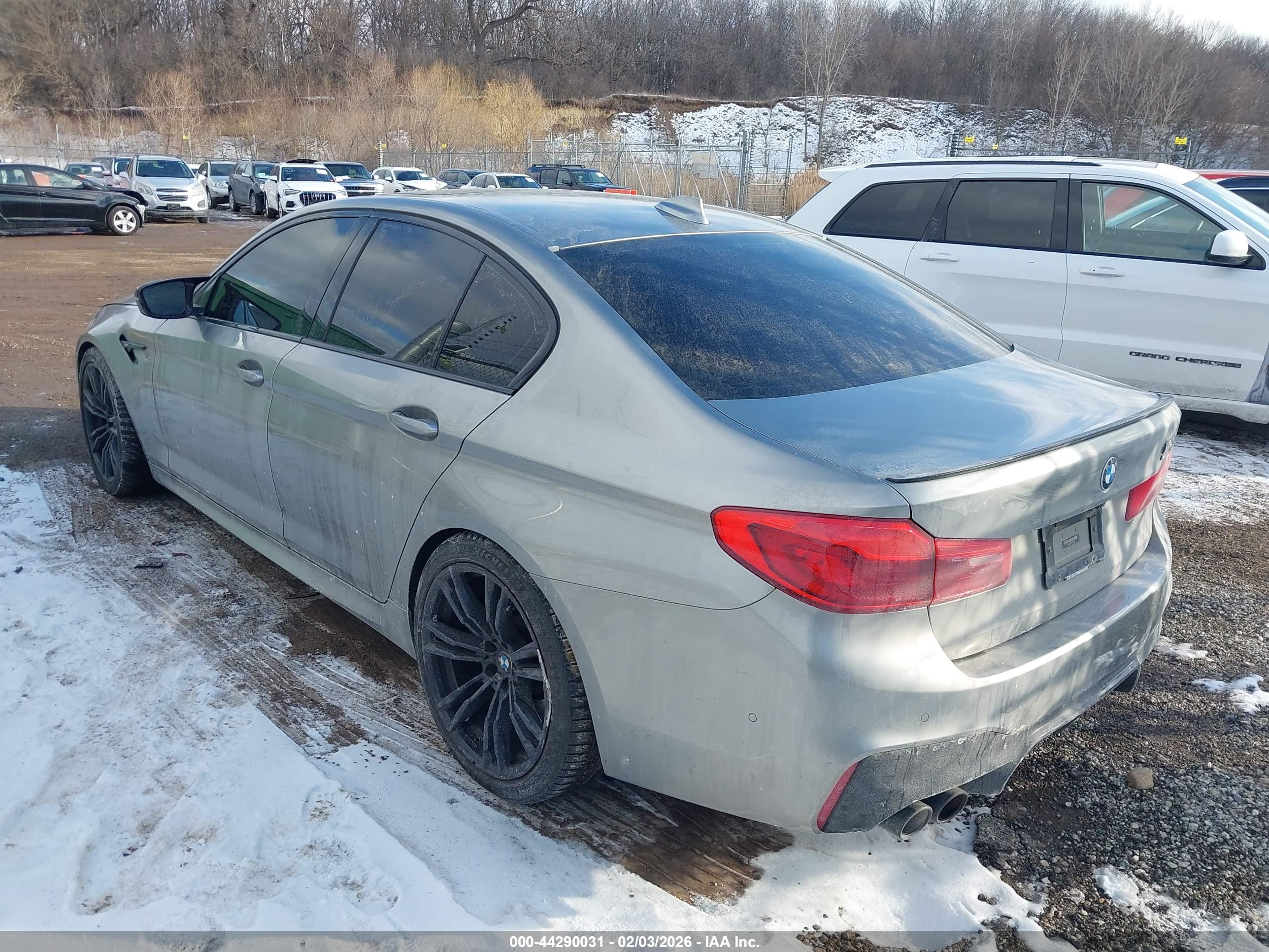 BMW M5 image 3