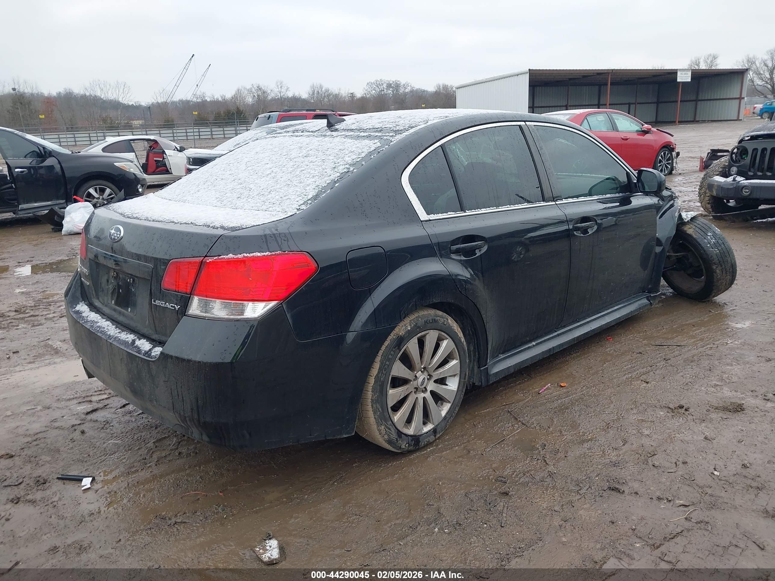 SUBARU LEGACY image 4