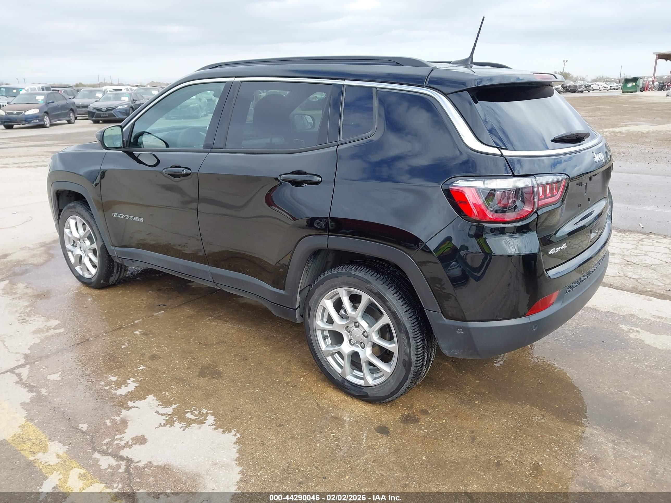 JEEP COMPASS image 3