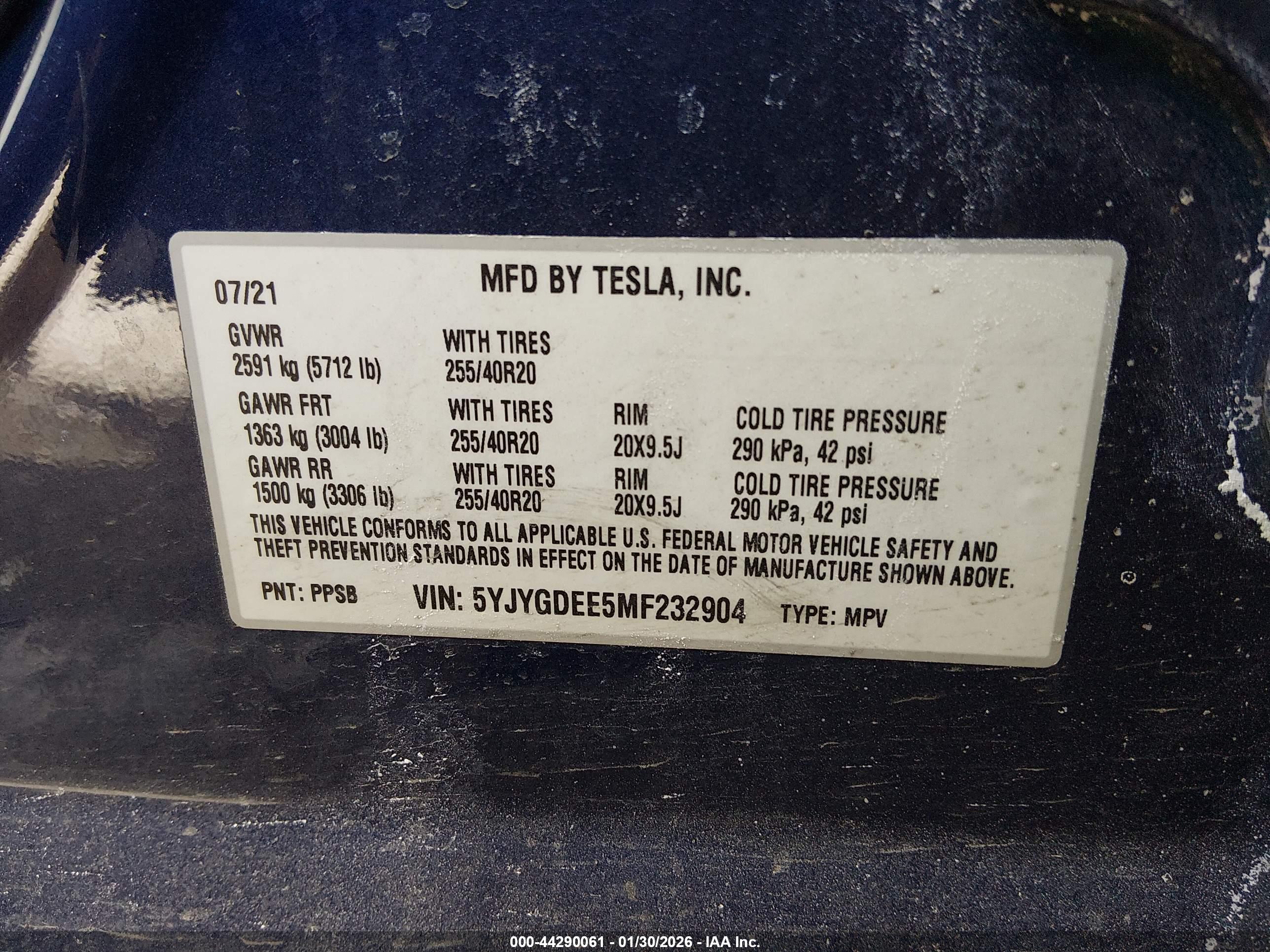 TESLA MODEL image 9