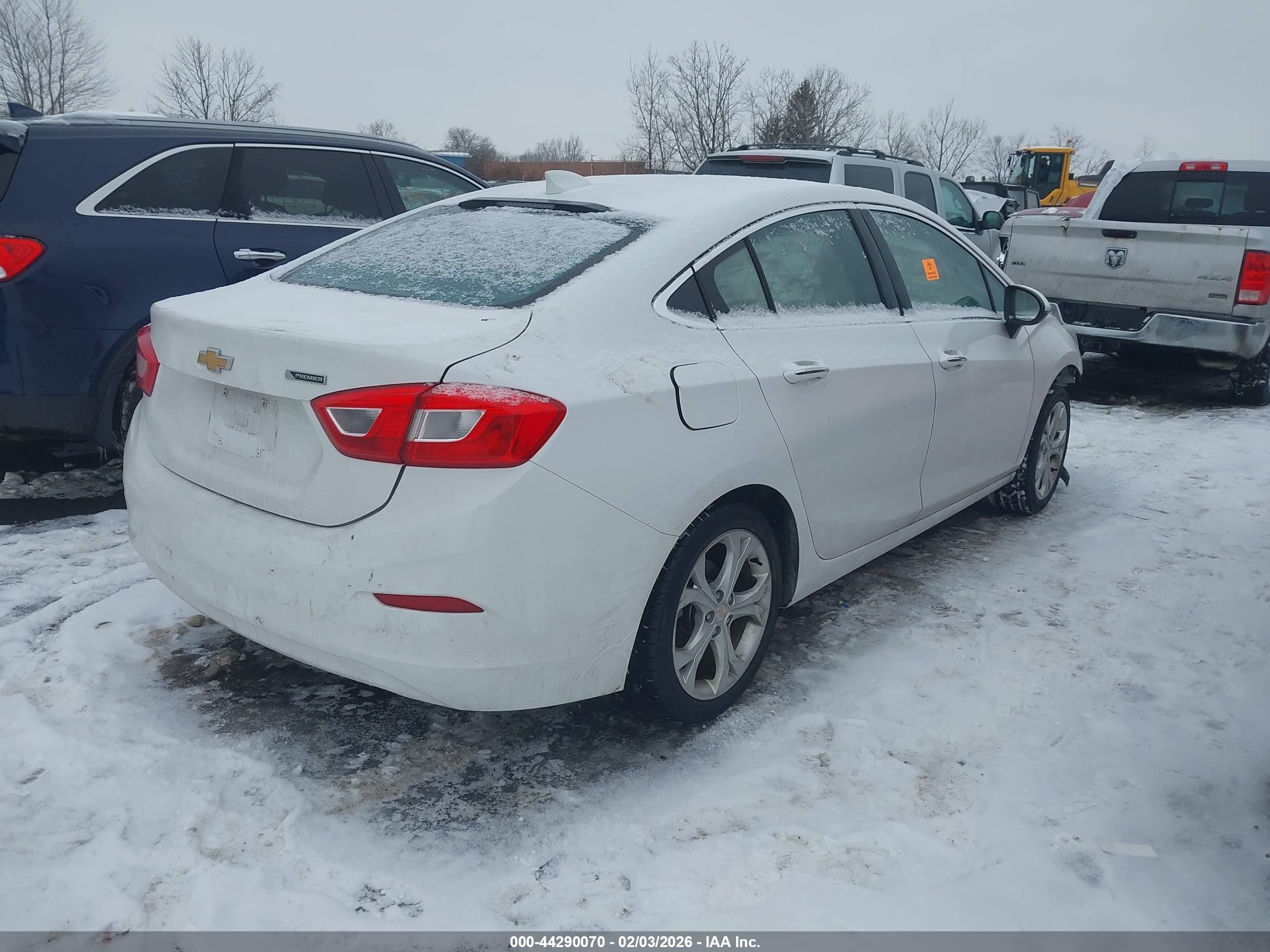 CHEVROLET CRUZE image 4