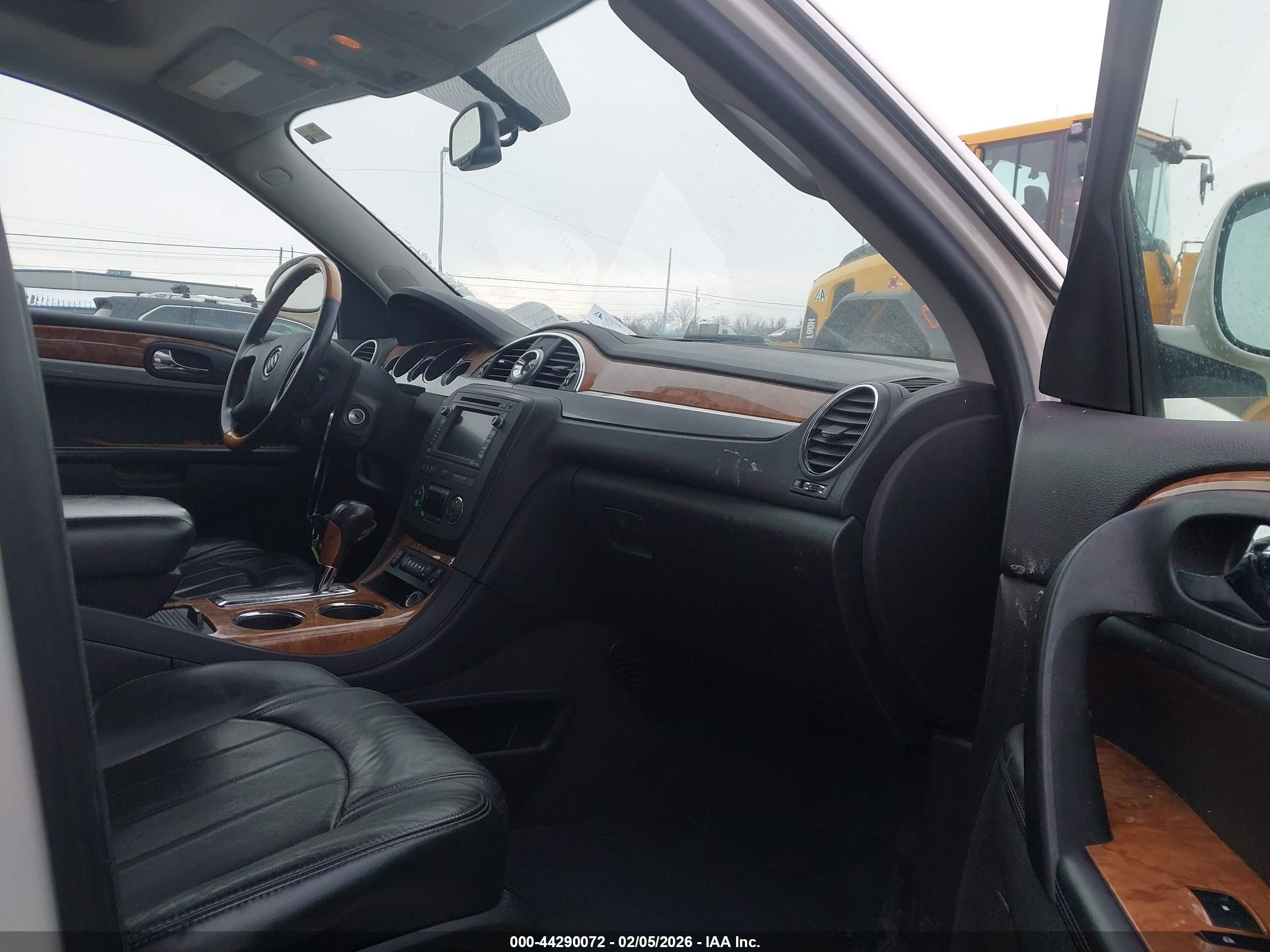 BUICK ENCLAVE image 5