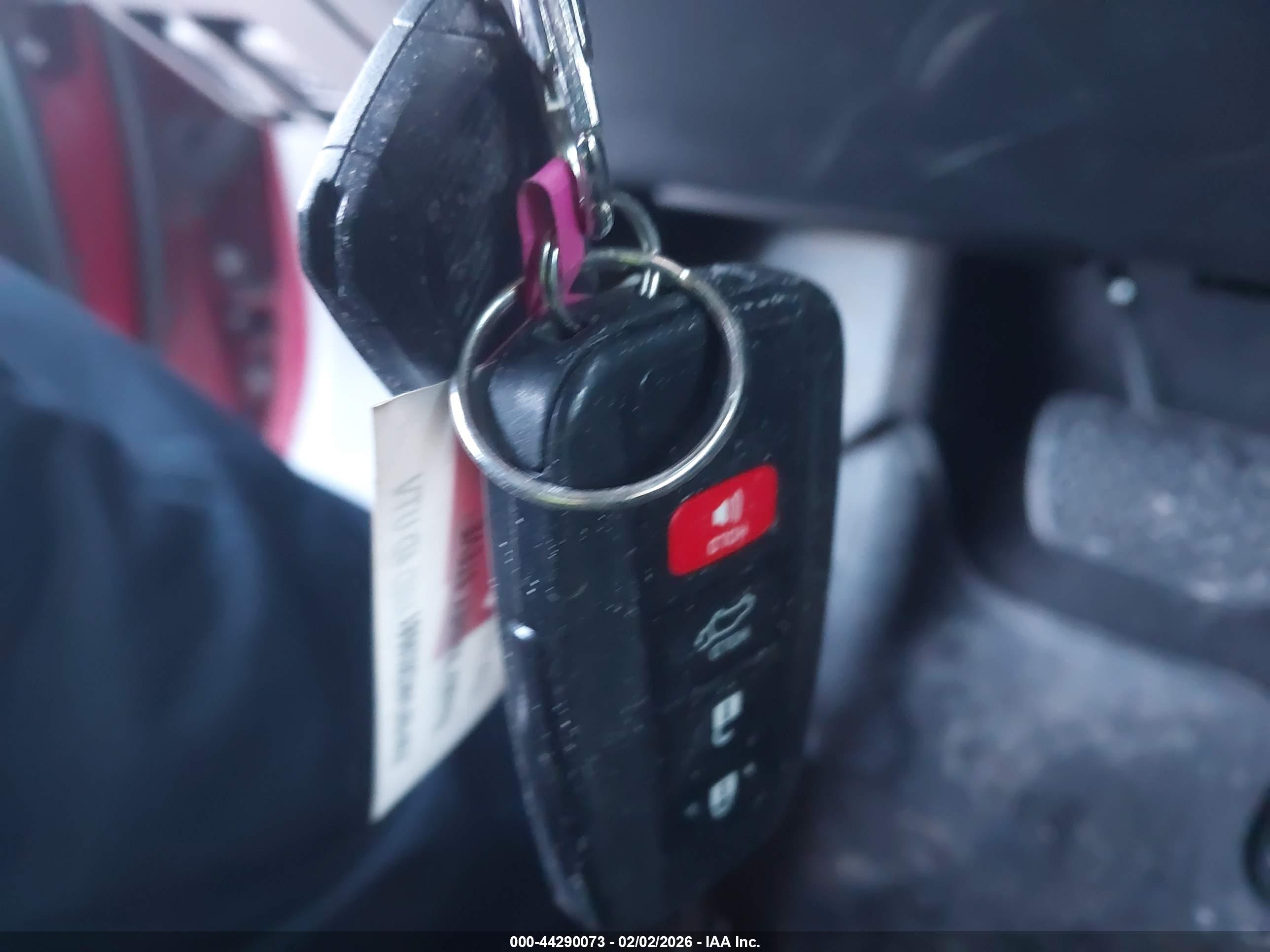 TOYOTA RAV4 image 11
