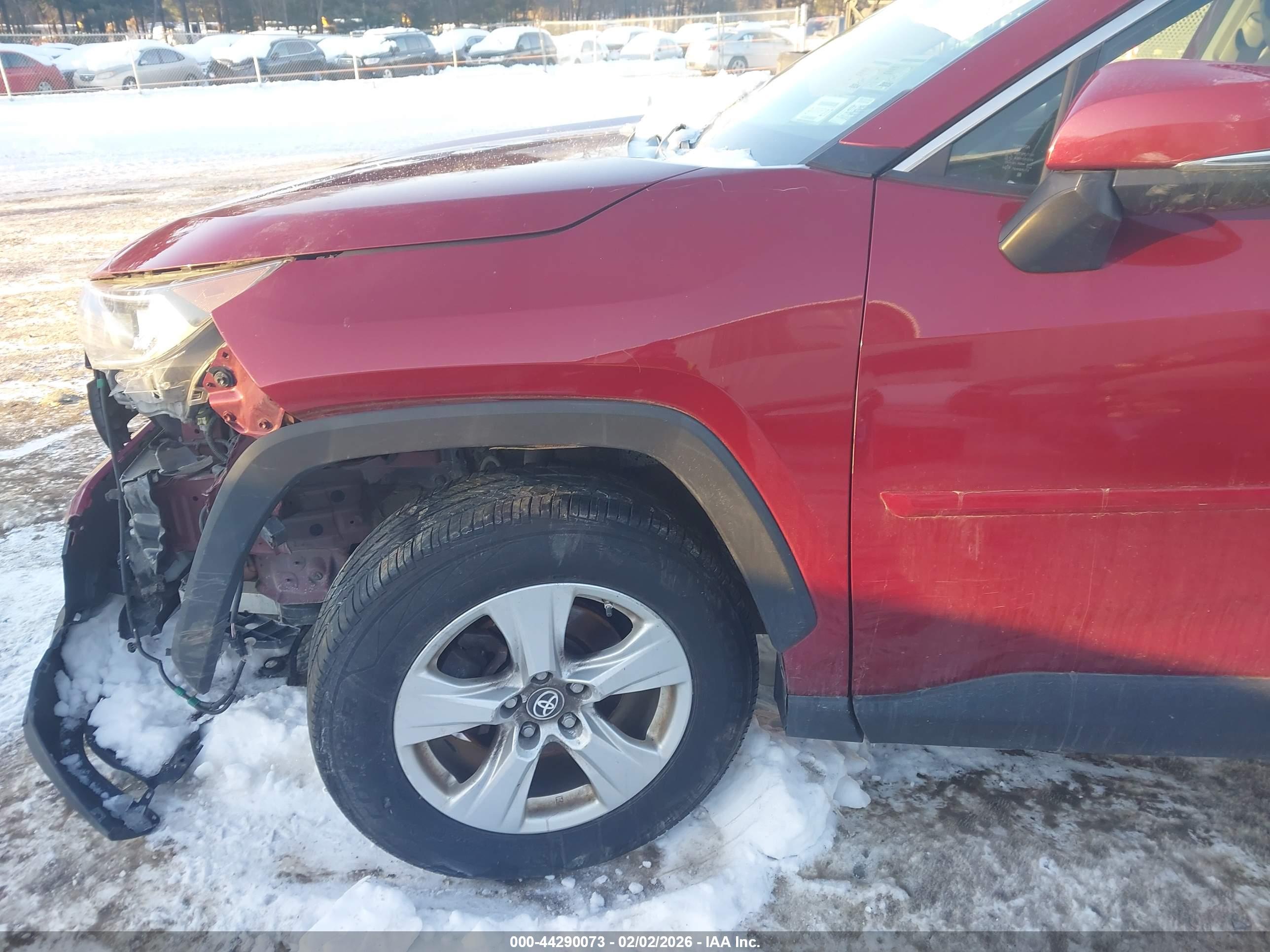 TOYOTA RAV4 image 6
