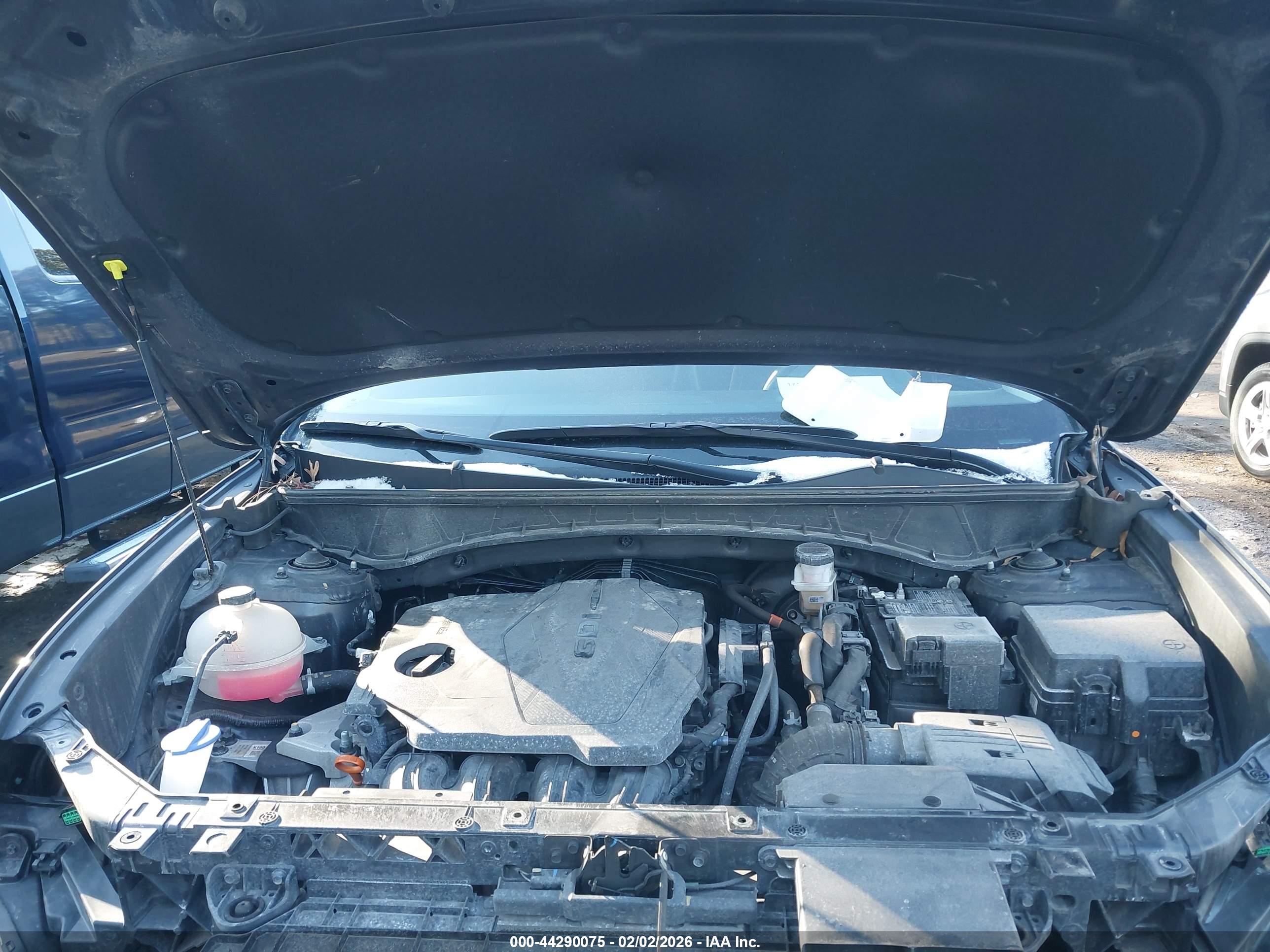 HYUNDAI TUCSON image 10