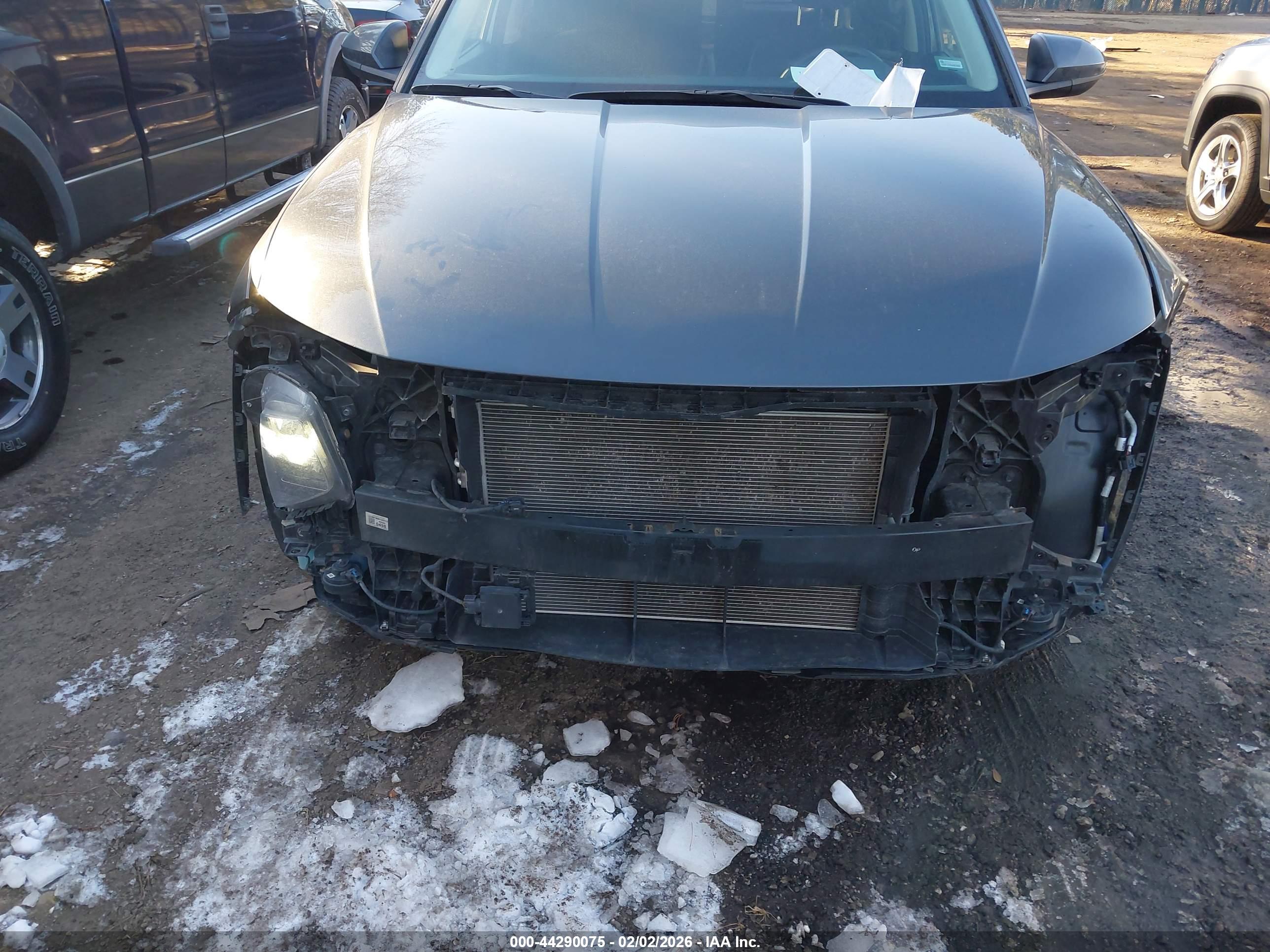 HYUNDAI TUCSON image 6