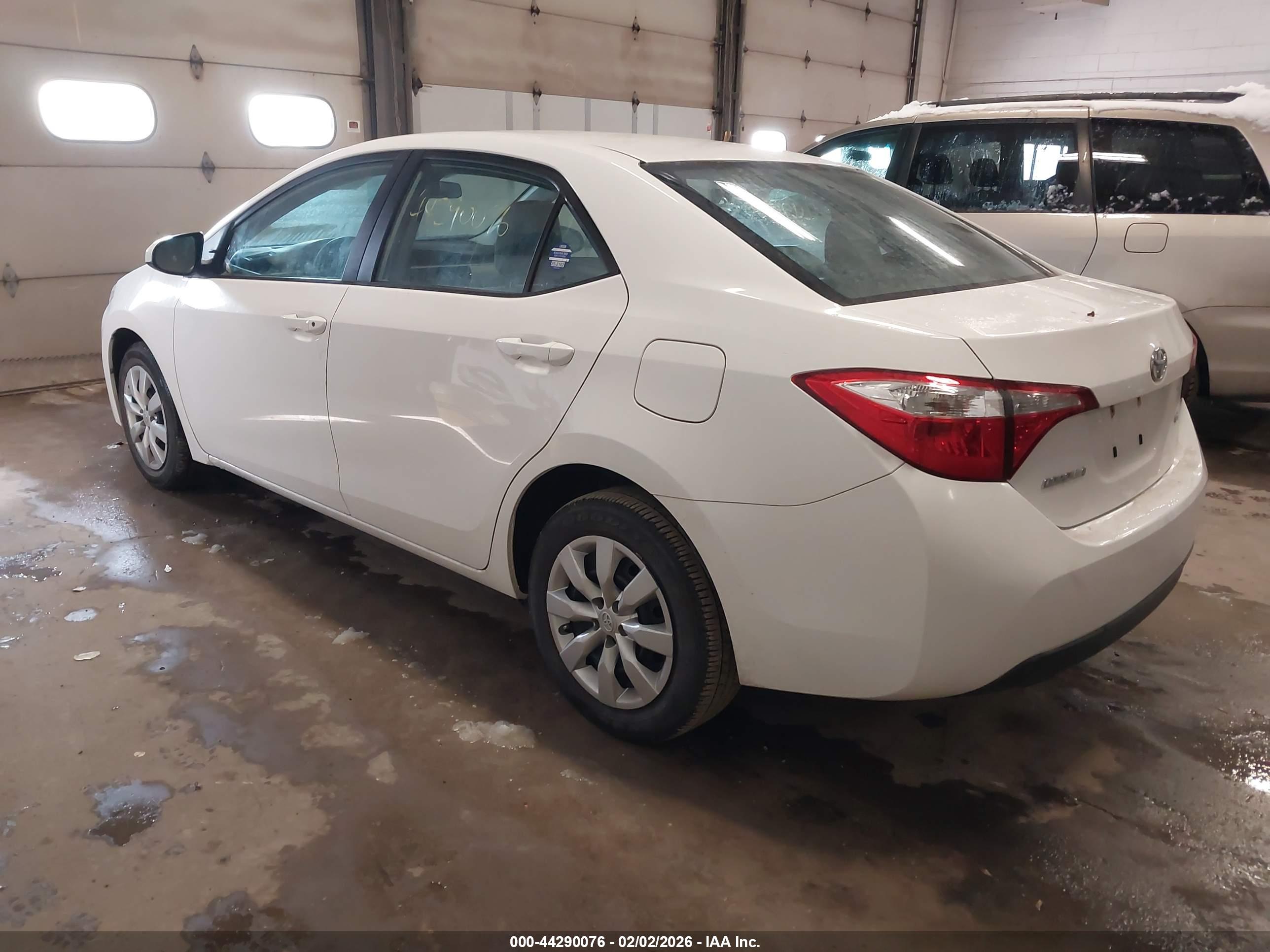 TOYOTA COROLLA image 3
