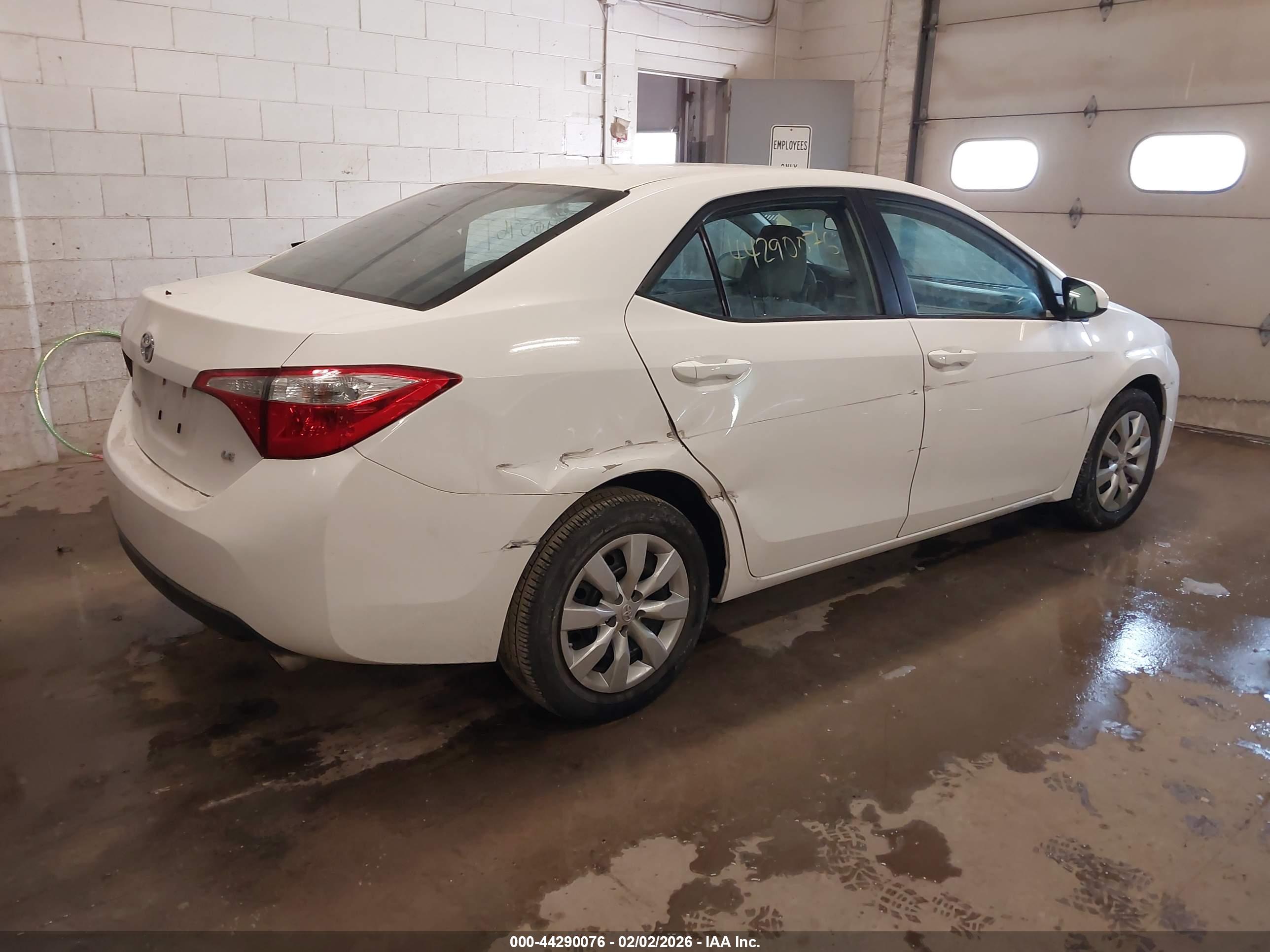 TOYOTA COROLLA image 4