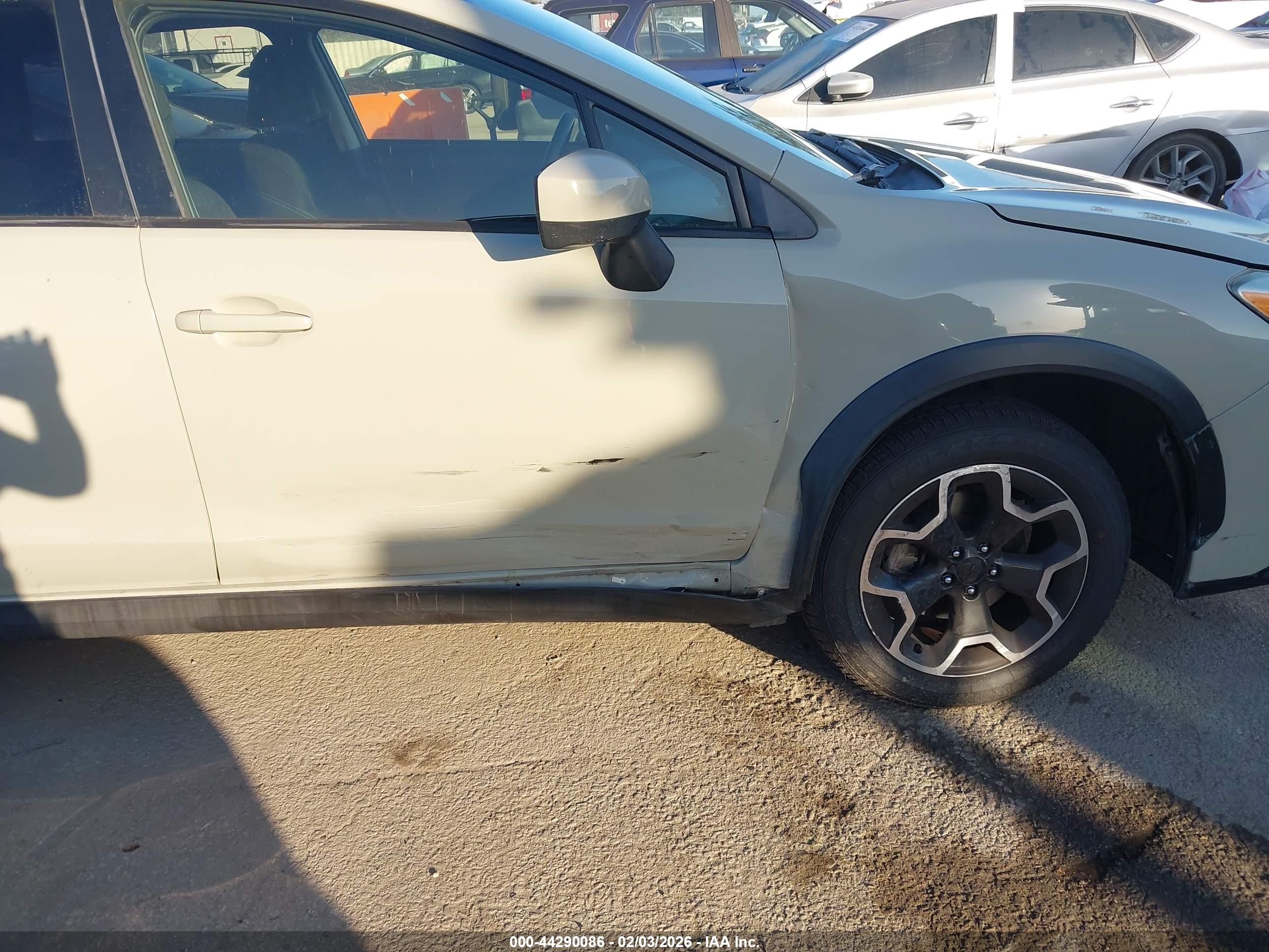 SUBARU XV image 6