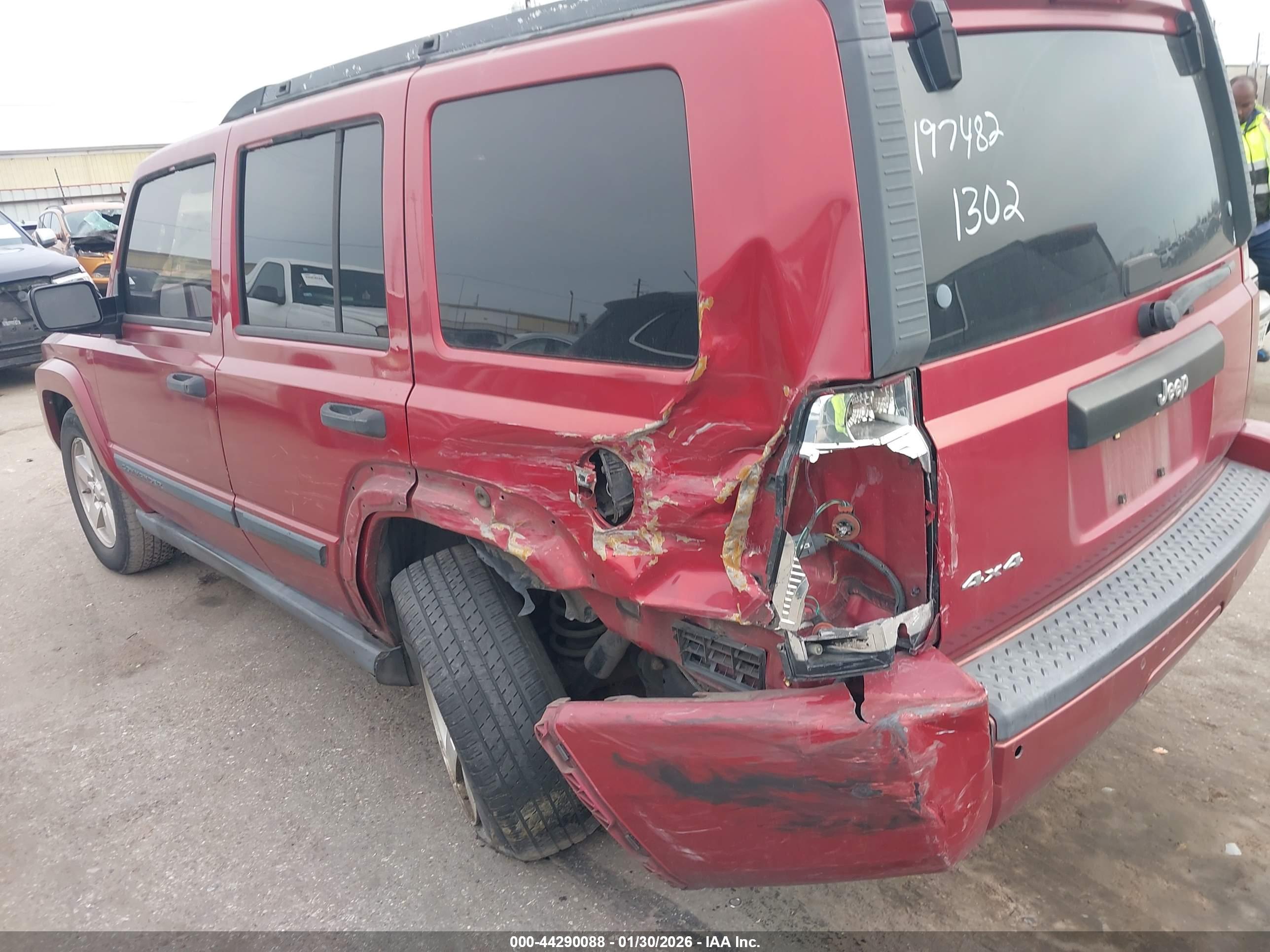 JEEP COMMANDER image 6