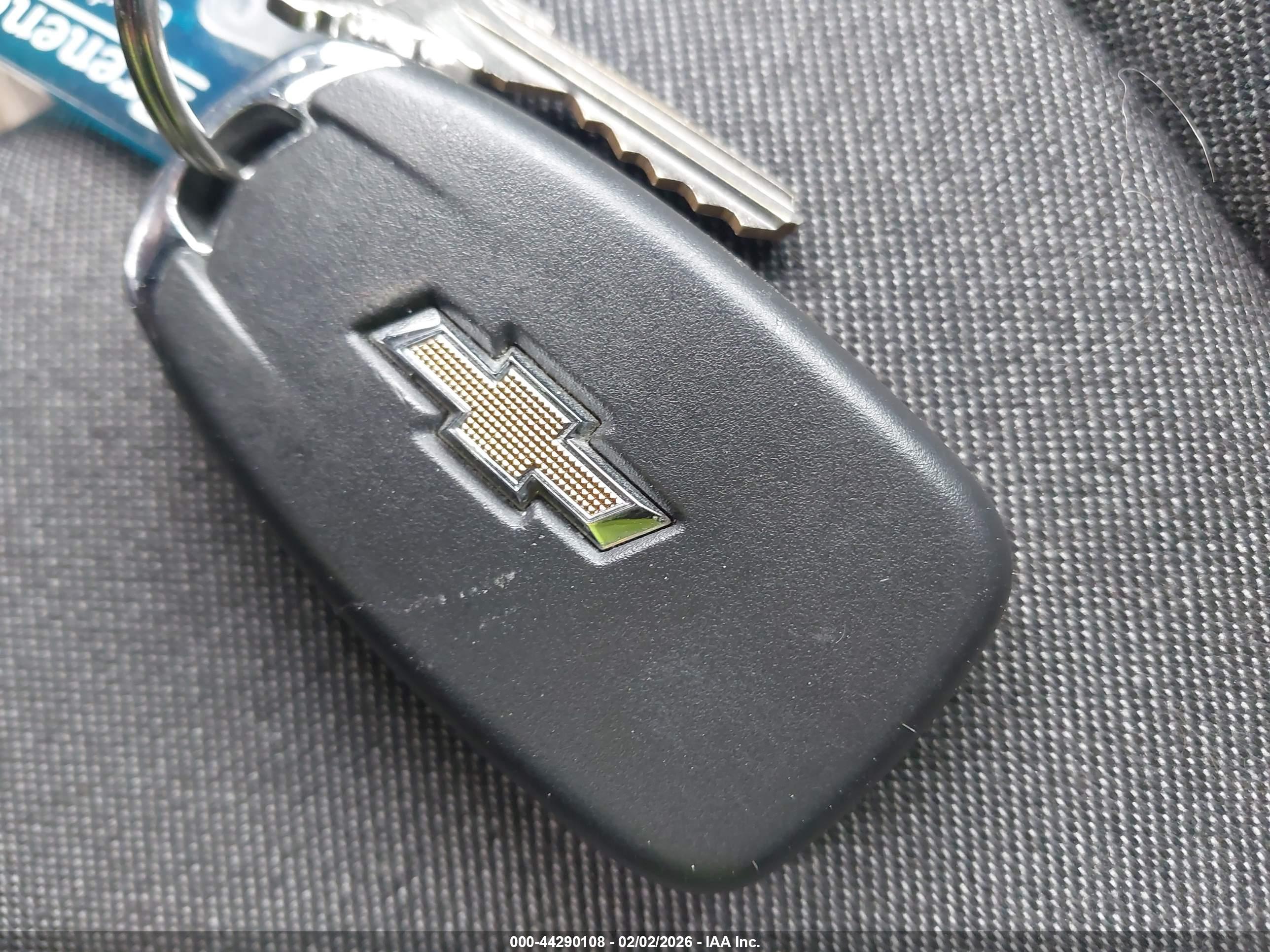 CHEVROLET EQUINOX image 11