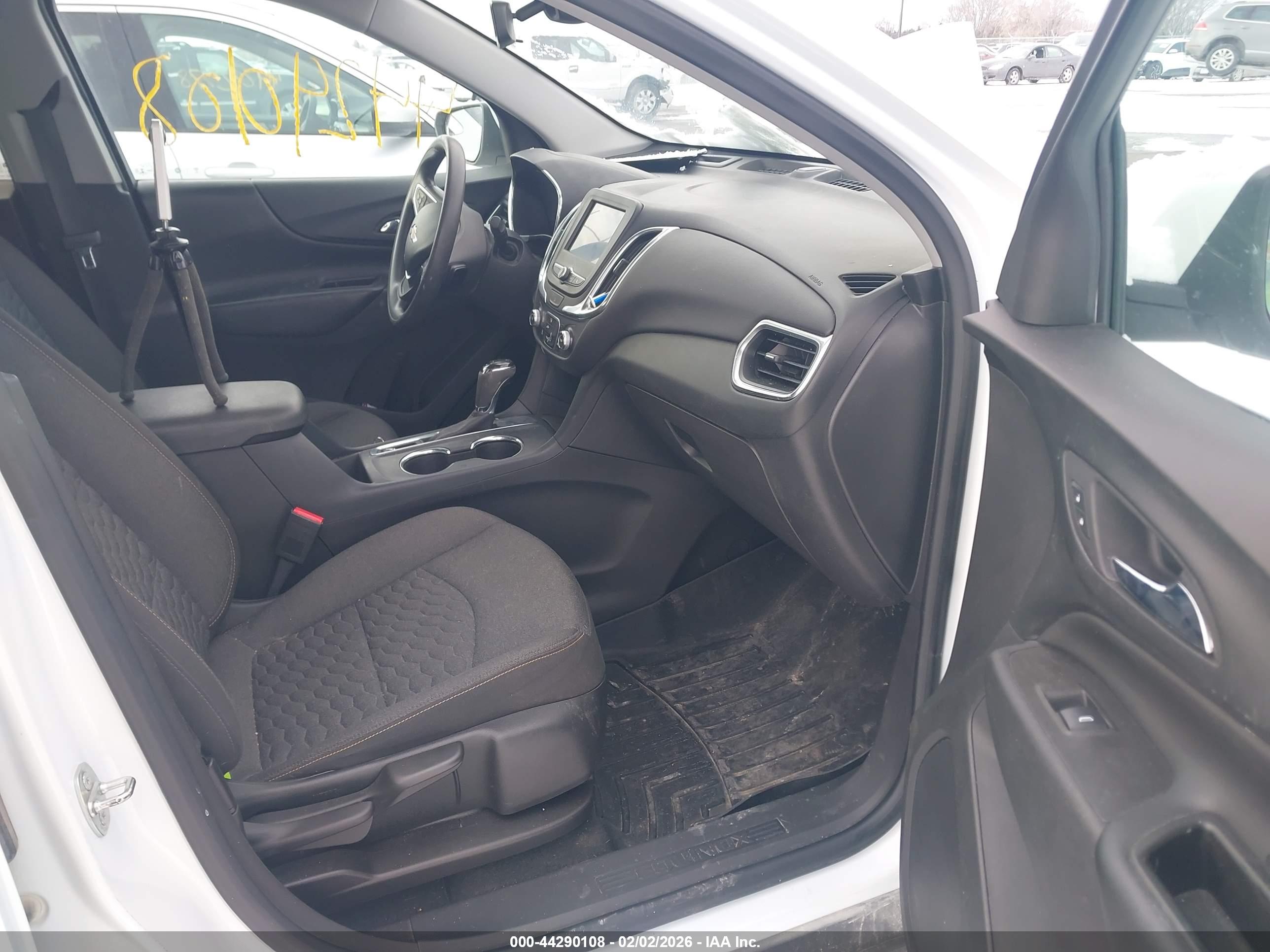 CHEVROLET EQUINOX image 5