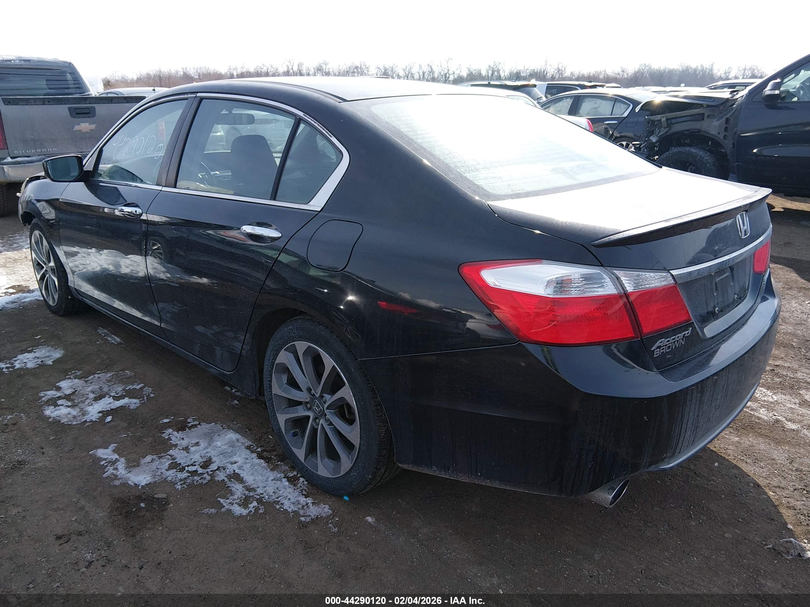 HONDA ACCORD image 3