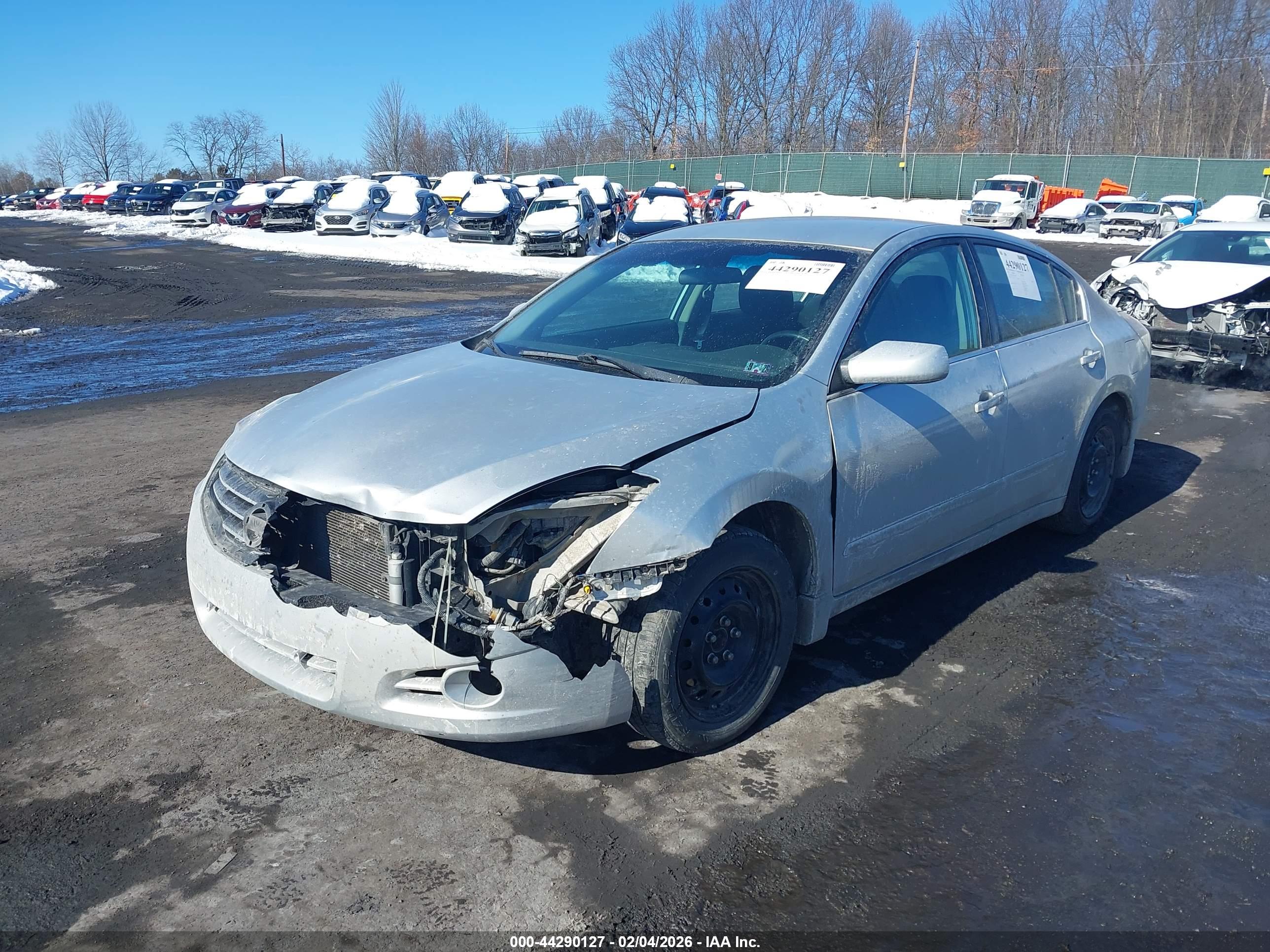 NISSAN ALTIMA image 2