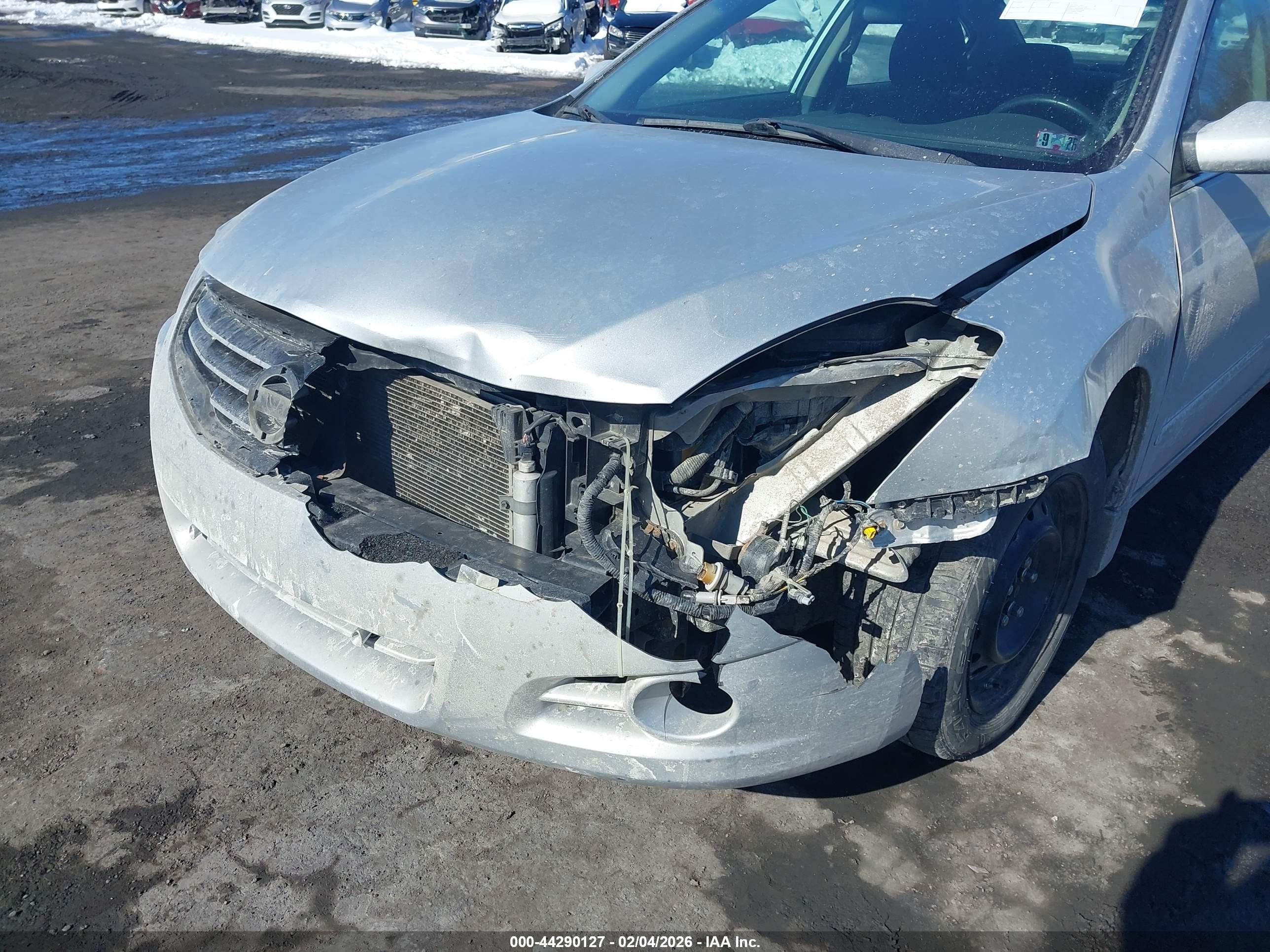 NISSAN ALTIMA image 6