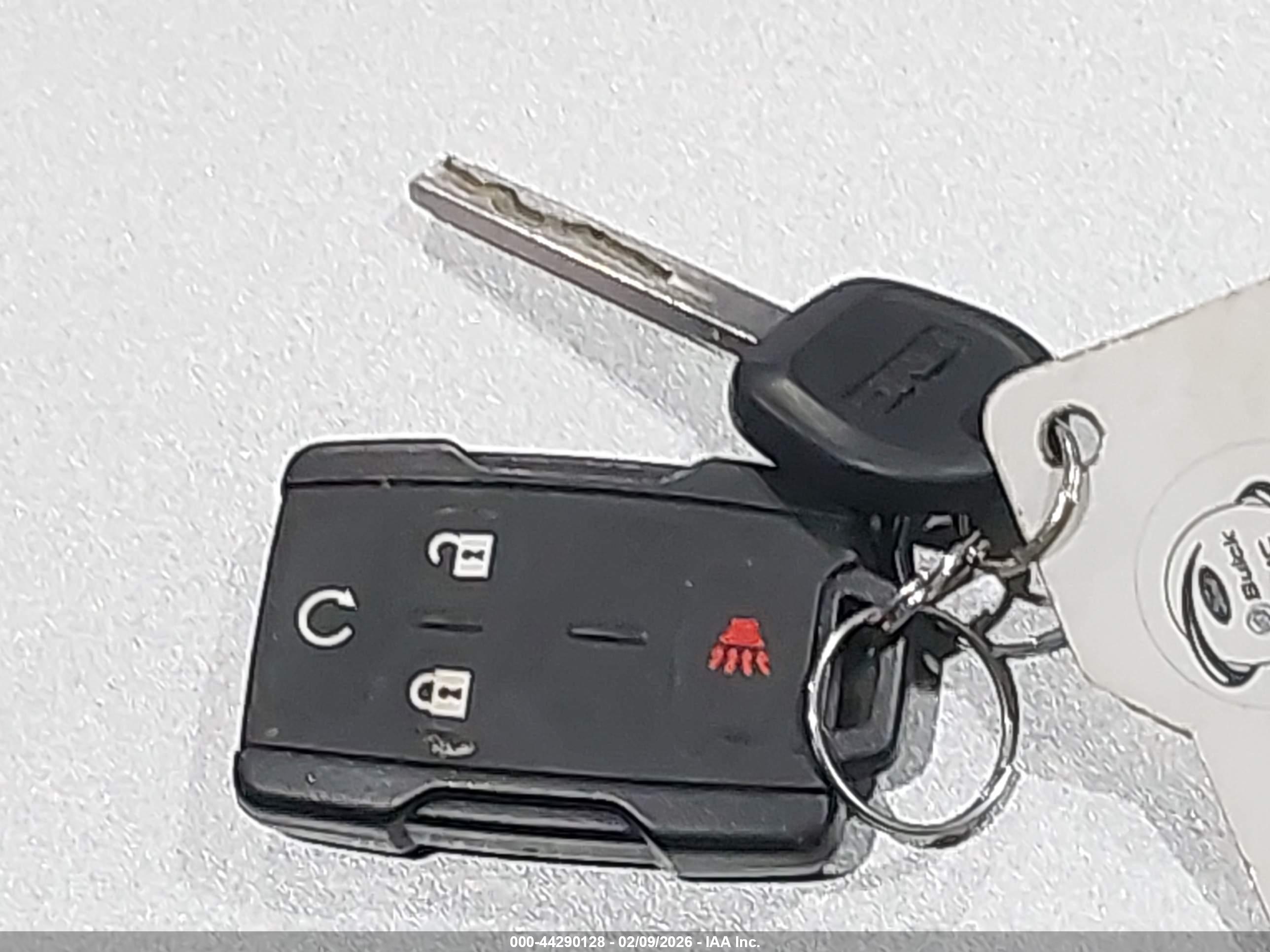 GMC SIERRA image 11