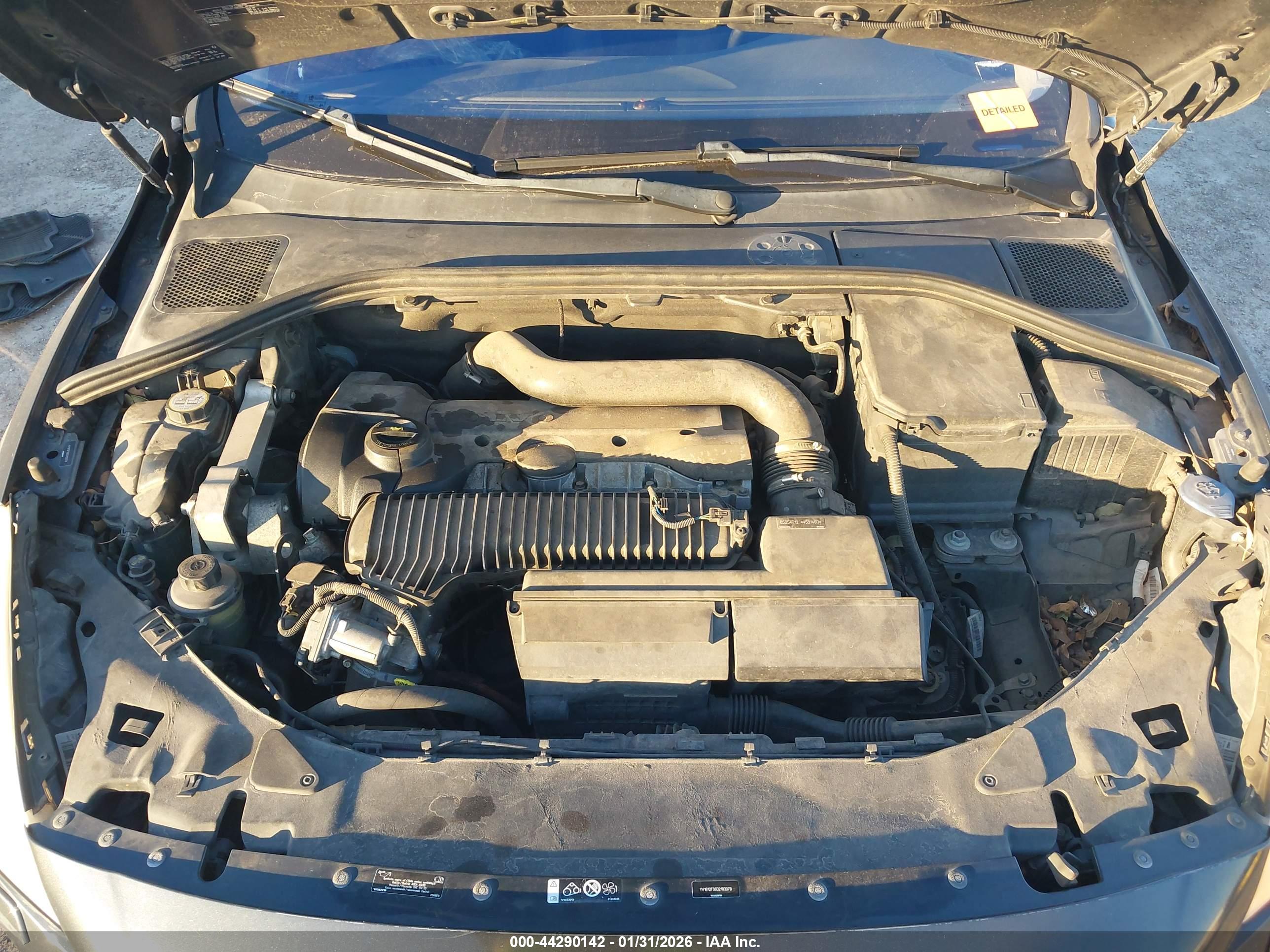 VOLVO S60 image 10