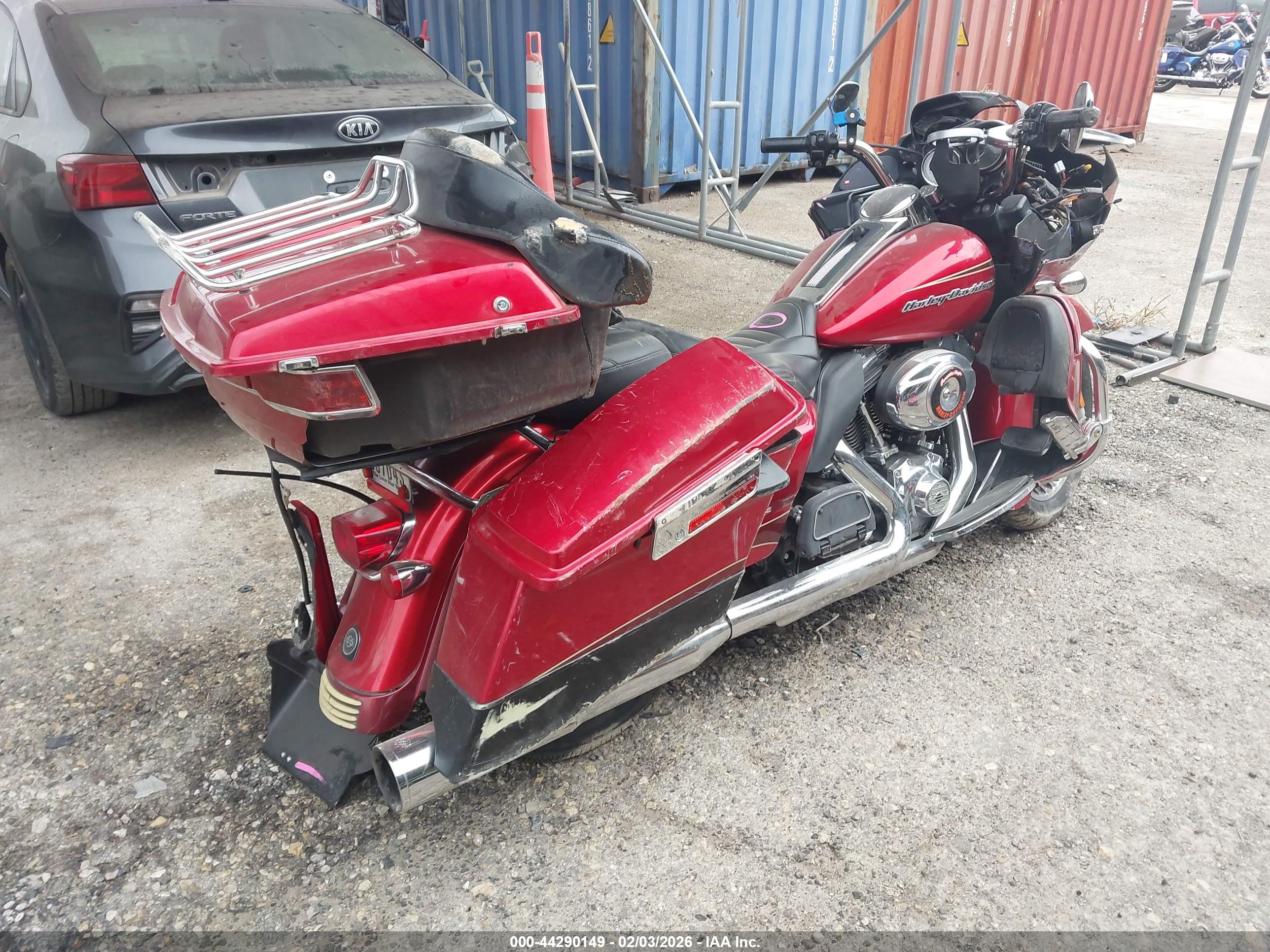 HARLEY-DAVIDSON FLTRU image 4