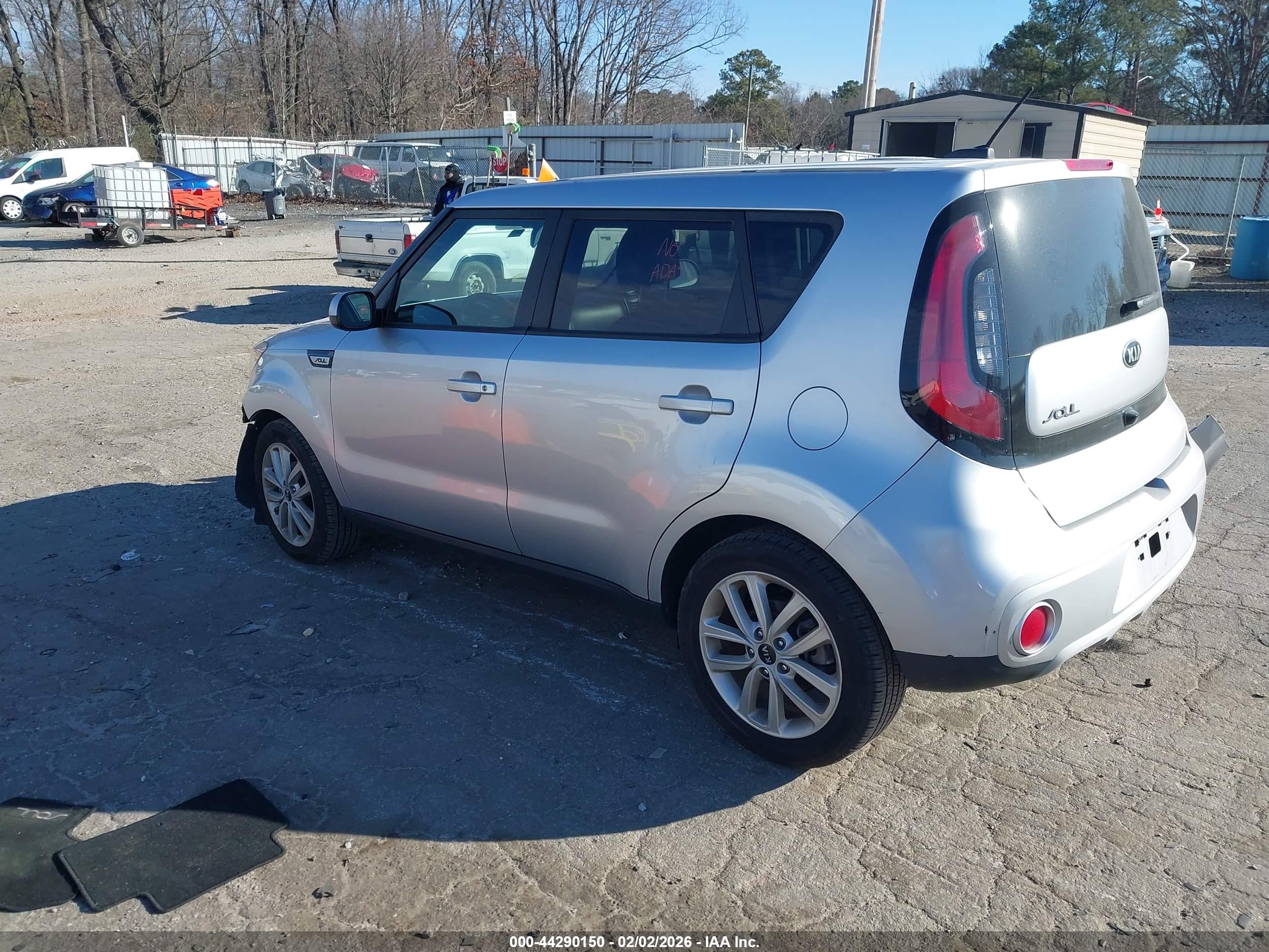 KIA SOUL image 3
