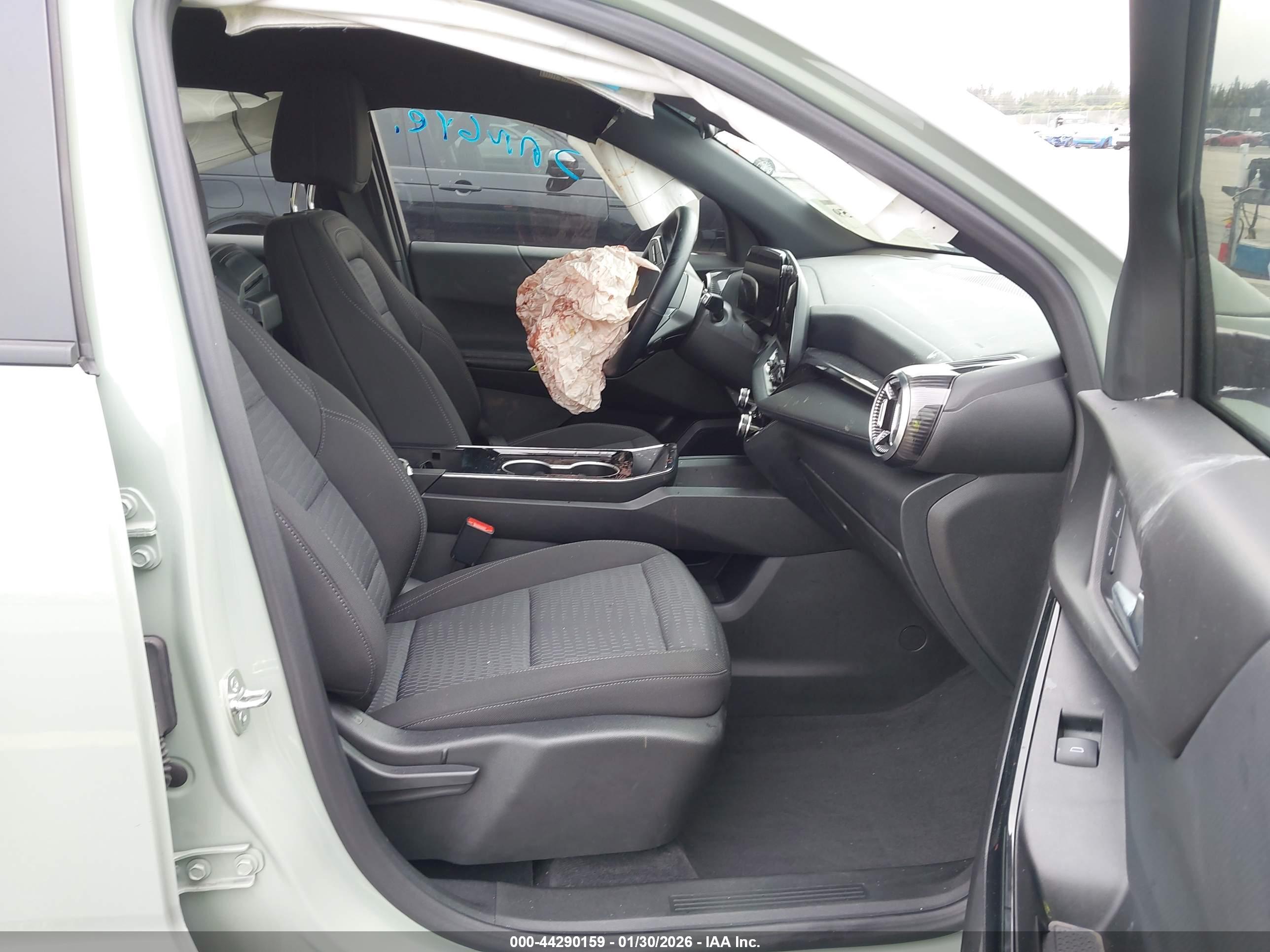 CHEVROLET EQUINOX image 5