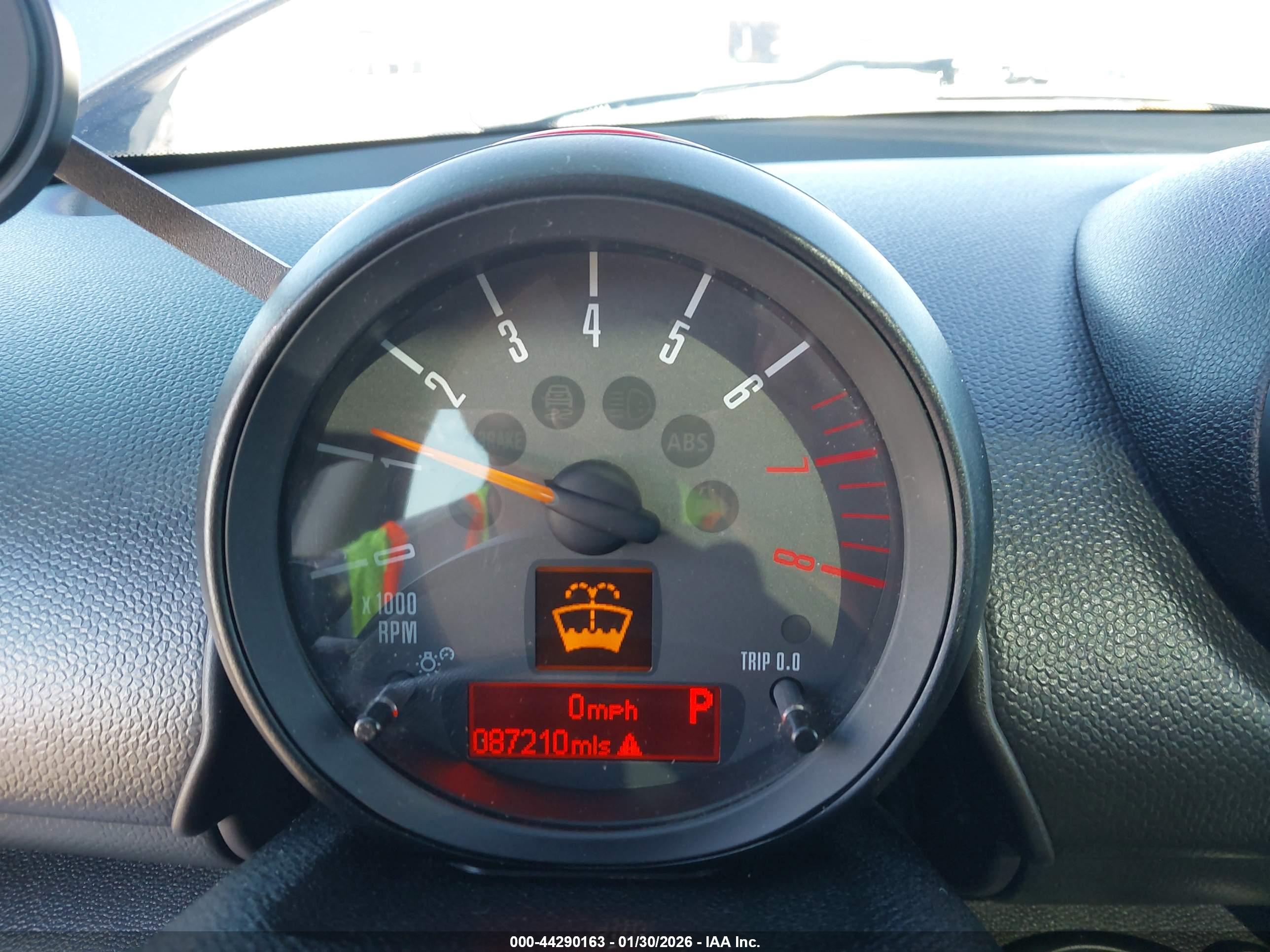 MINI COUNTRYMAN image 7