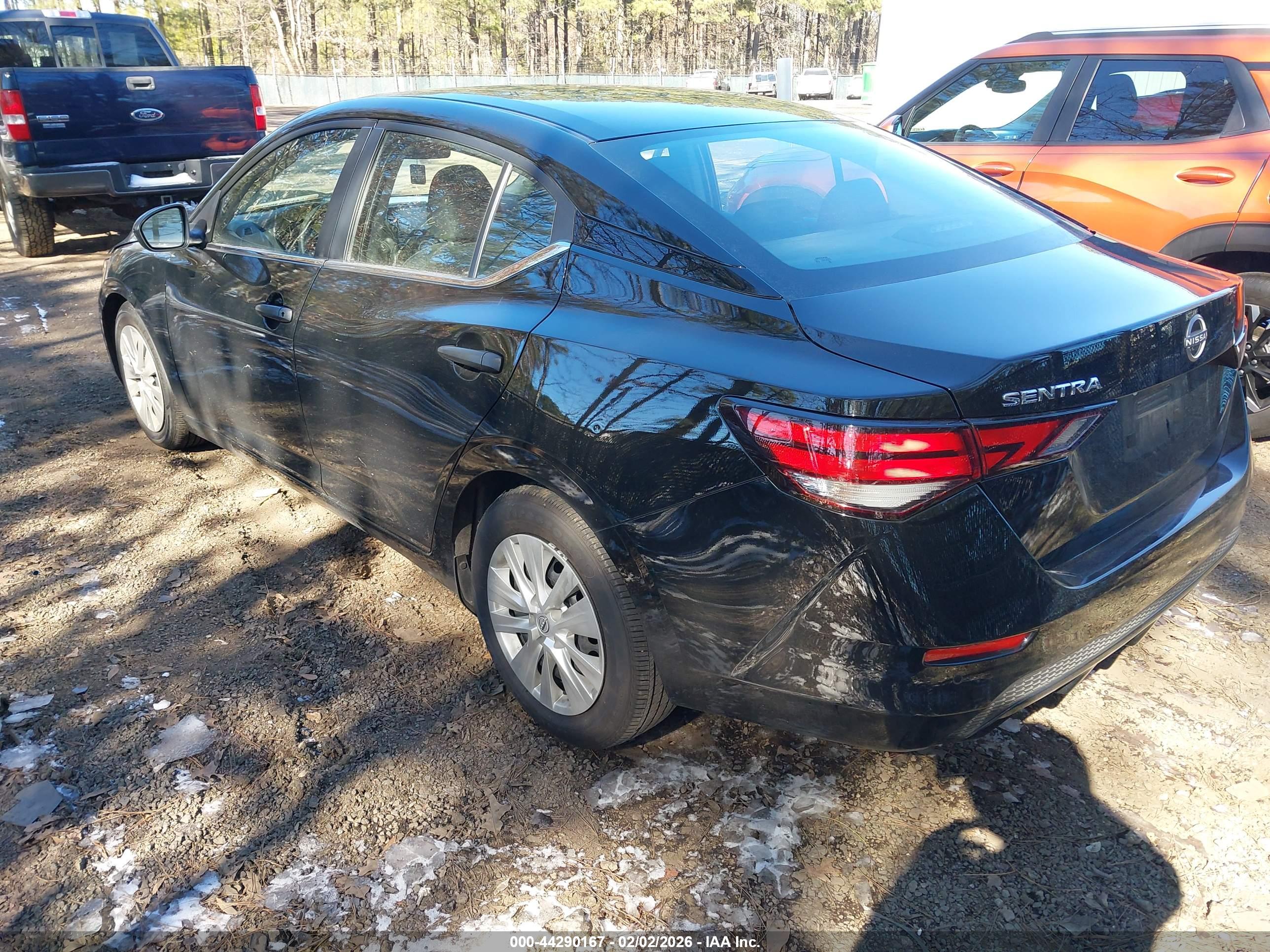 NISSAN SENTRA image 3