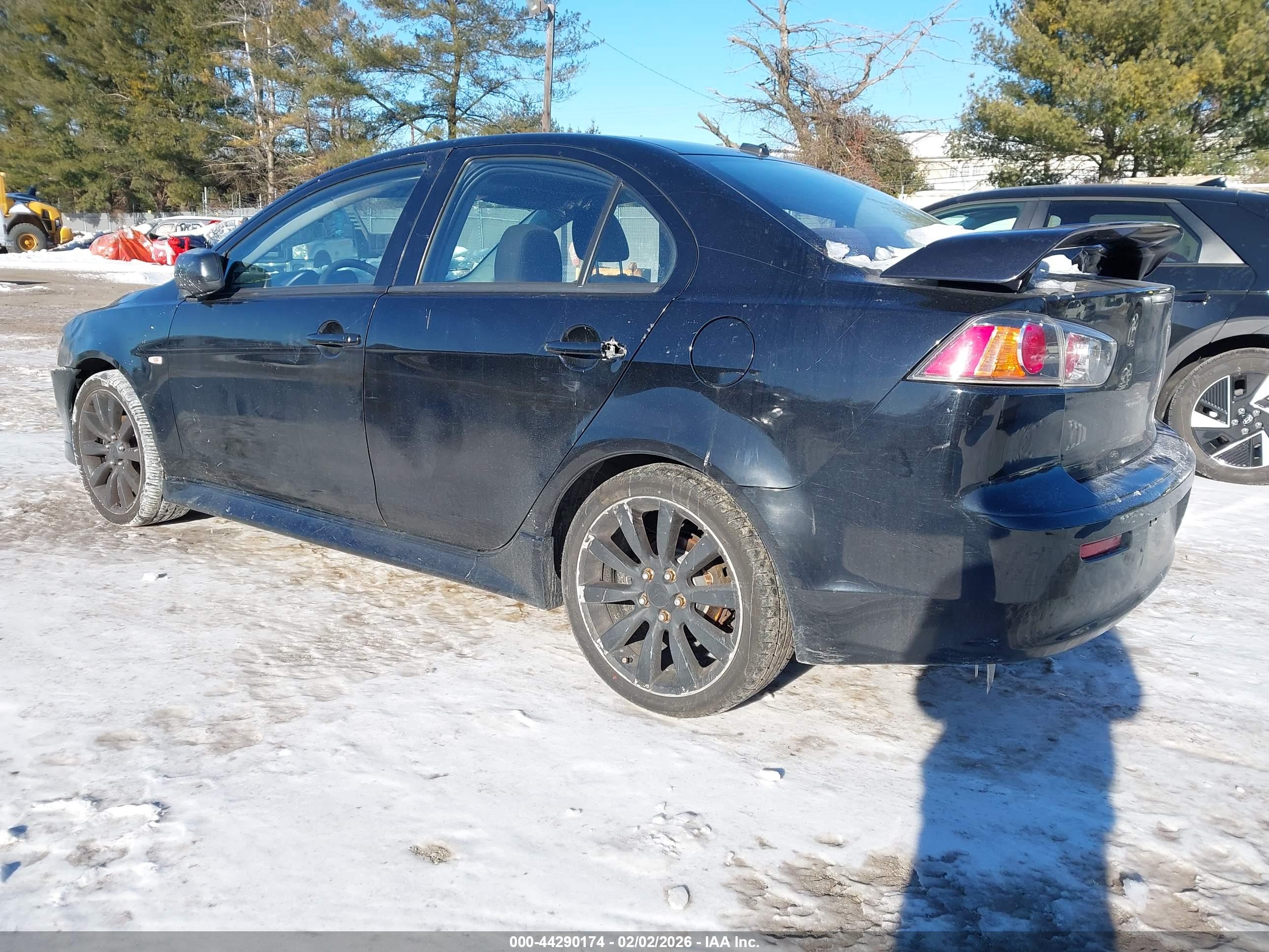 MITSUBISHI LANCER image 3