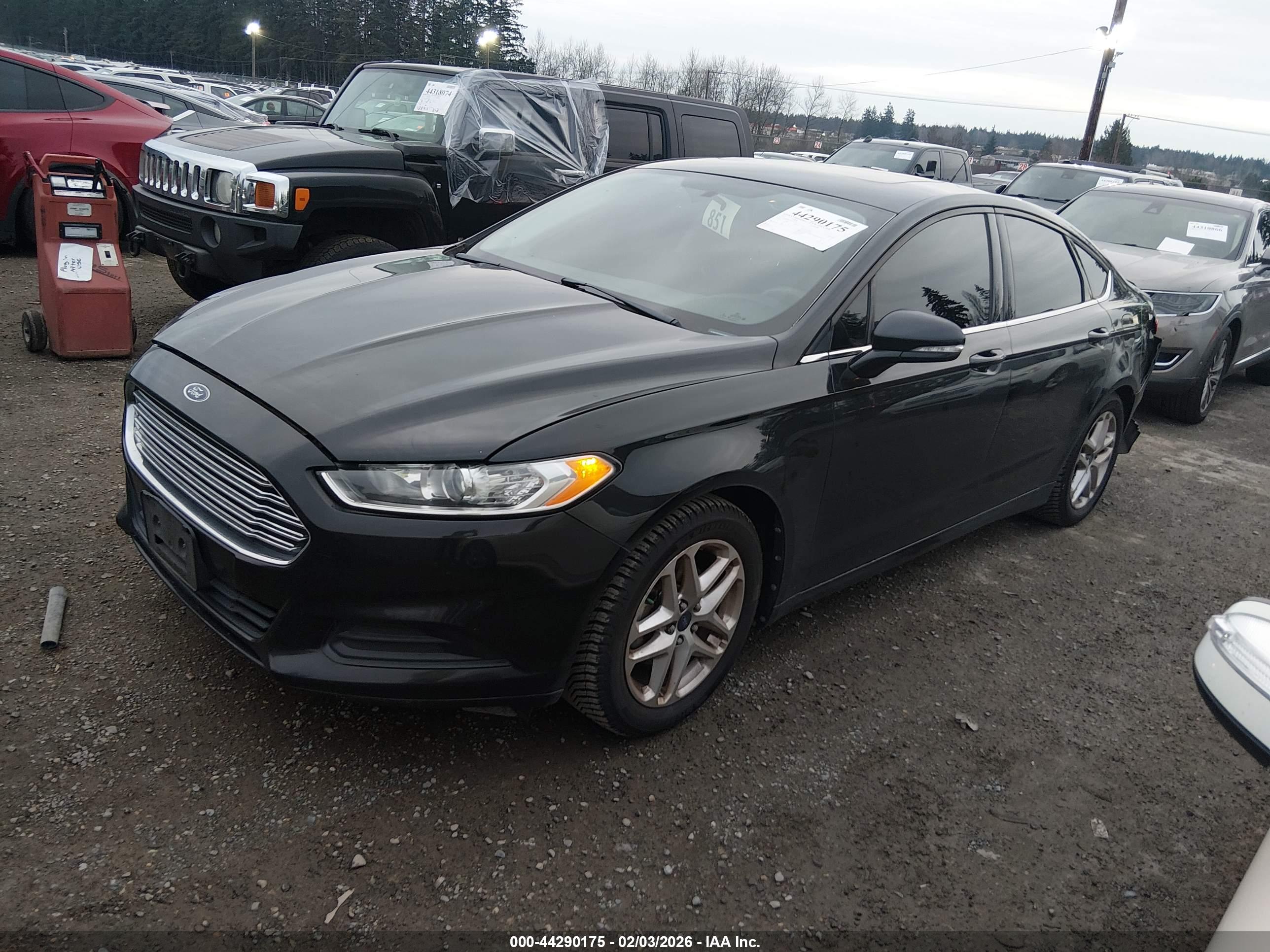 FORD FUSION image 2
