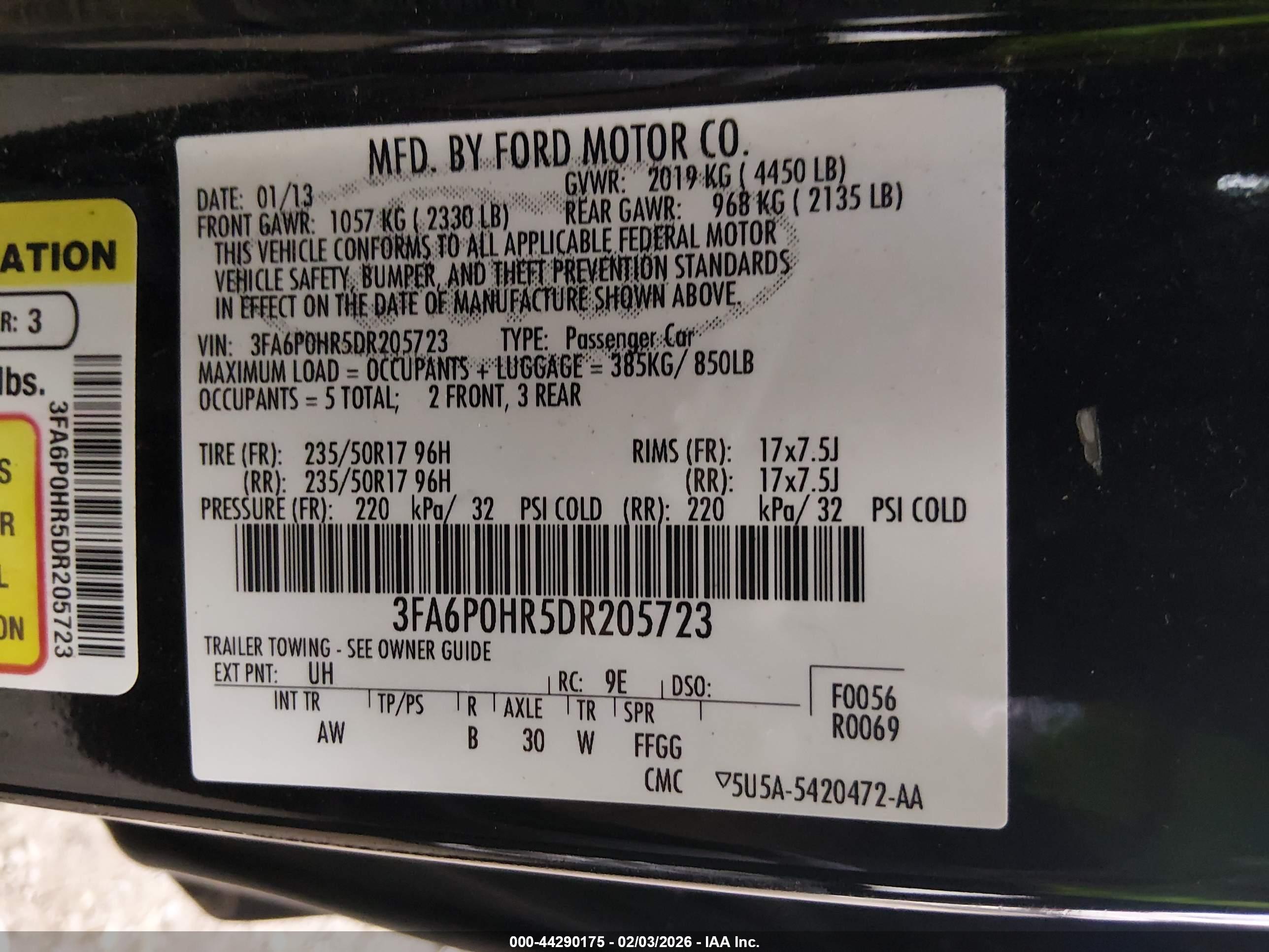 FORD FUSION image 9