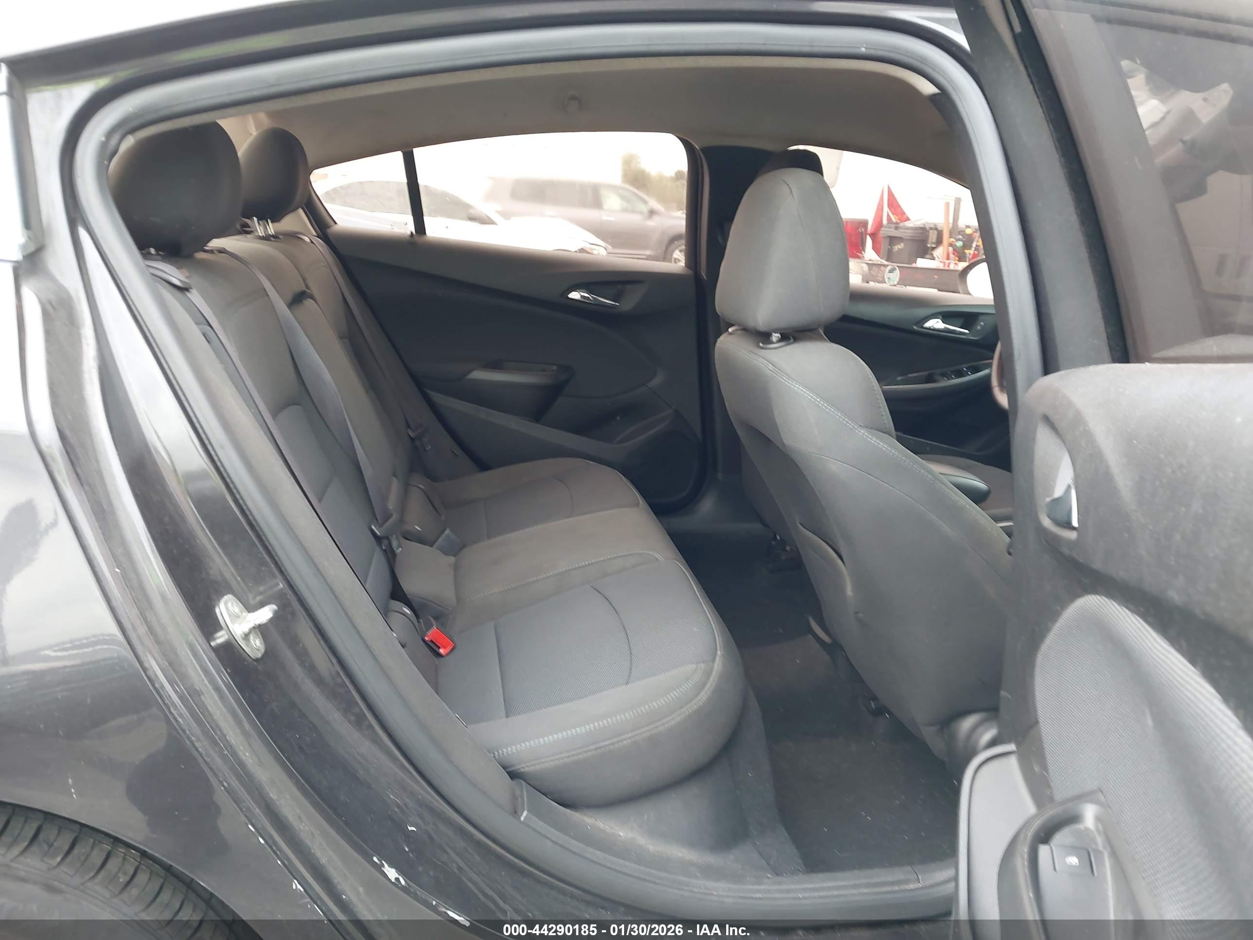 CHEVROLET CRUZE image 8