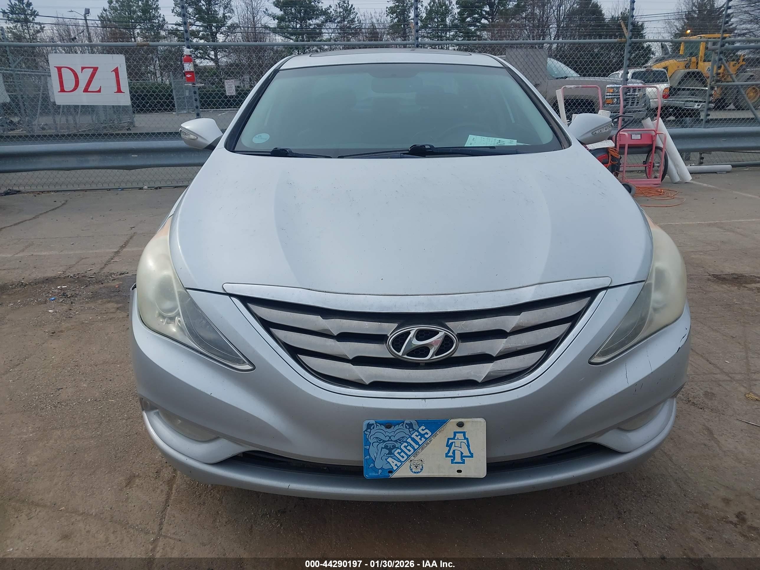 HYUNDAI SONATA image 6