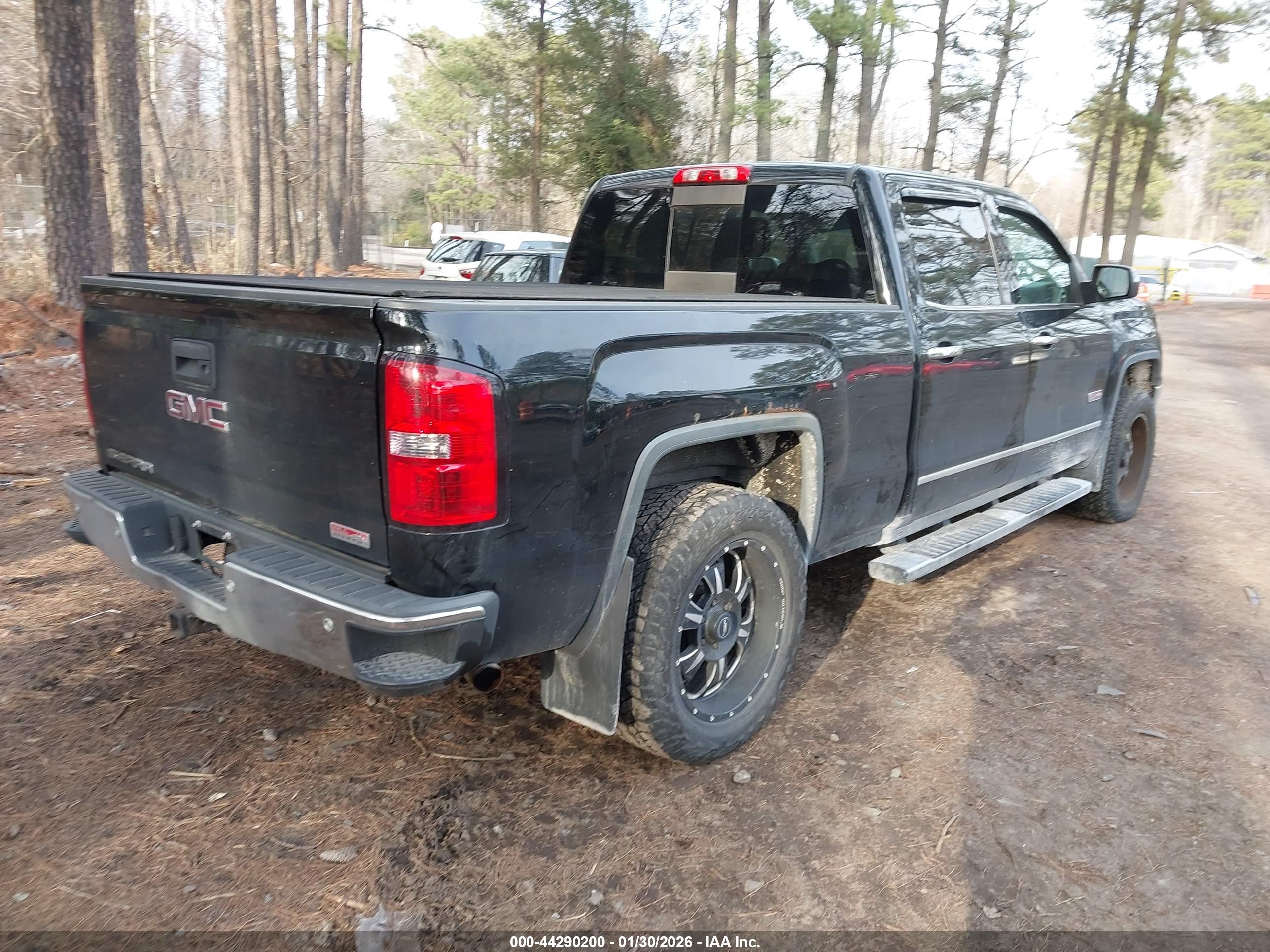 GMC SIERRA image 4
