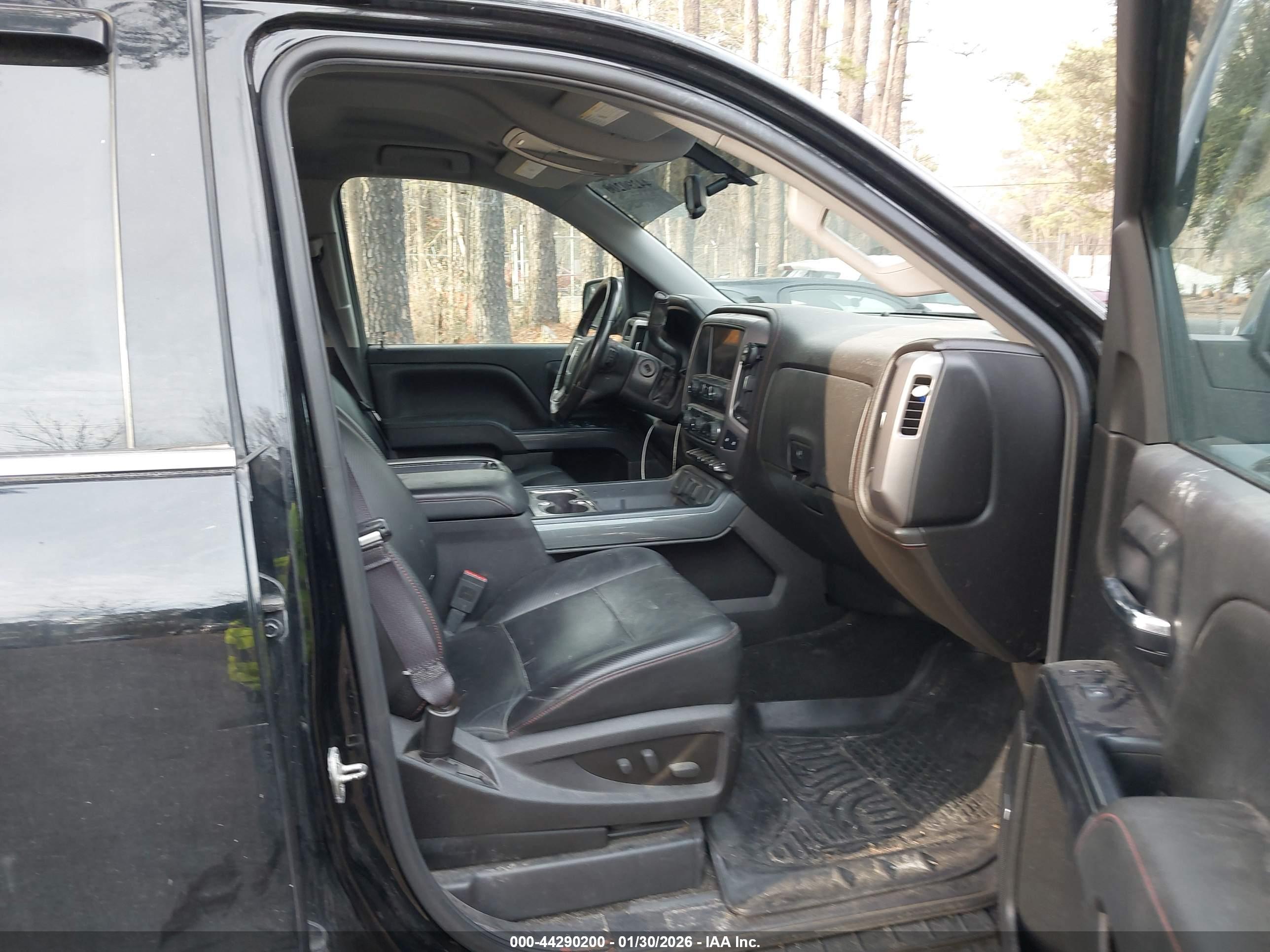 GMC SIERRA image 5