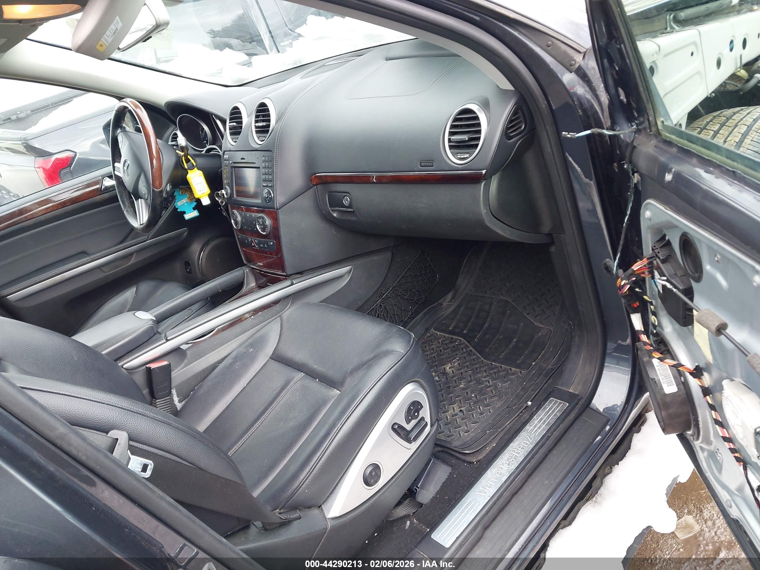 MERCEDES-BENZ GL image 5