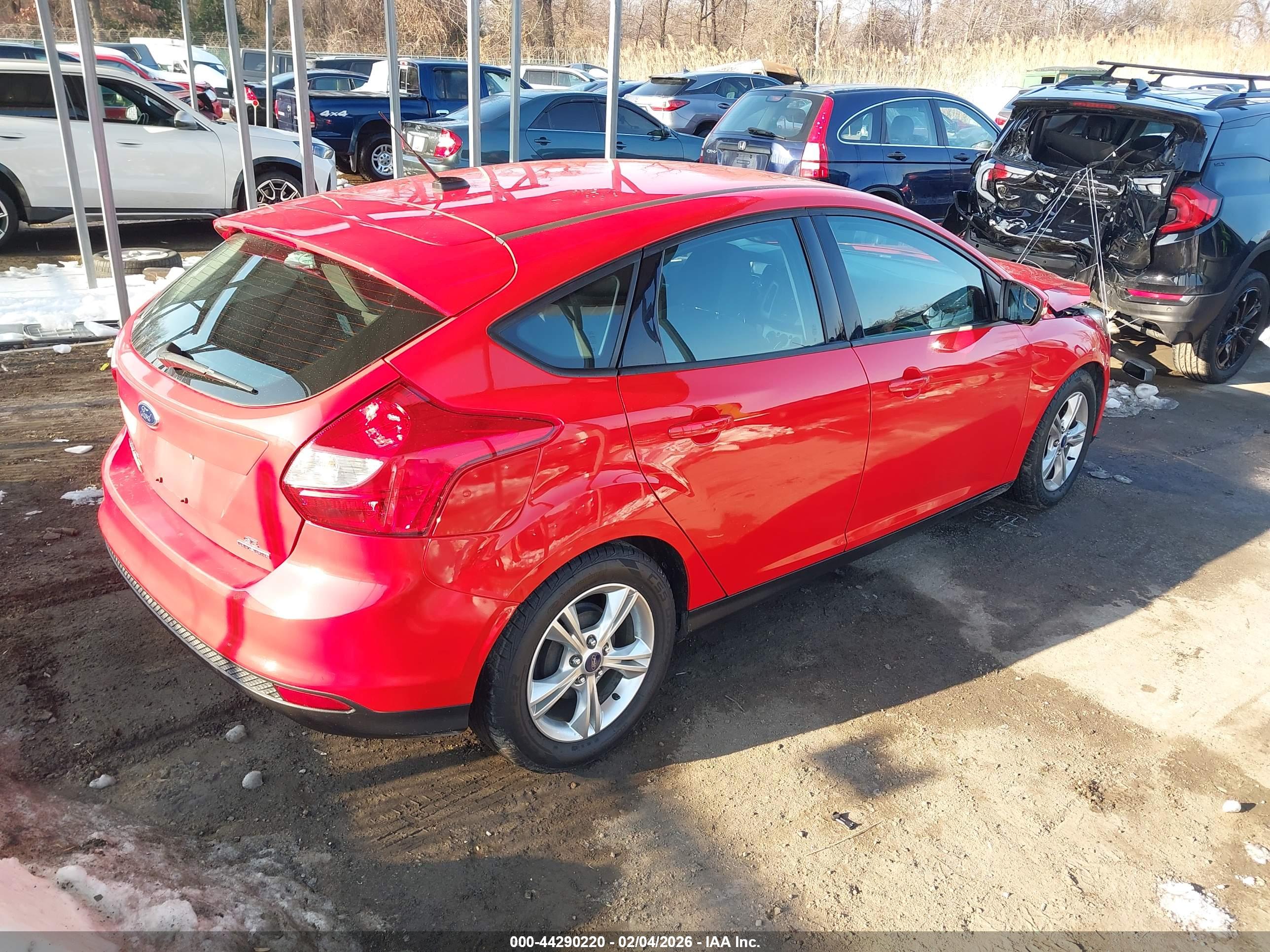 FORD FOCUS image 4