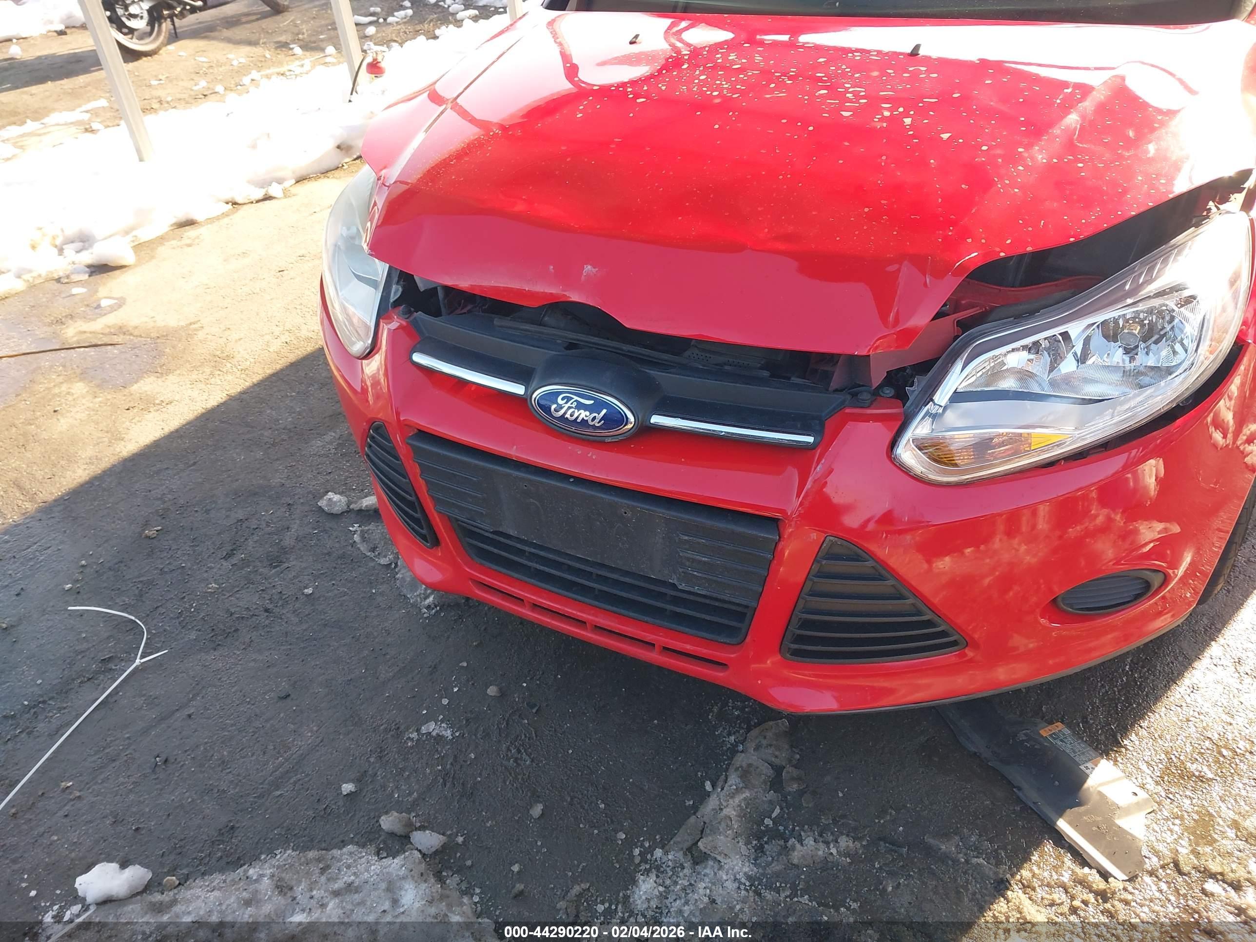FORD FOCUS image 6
