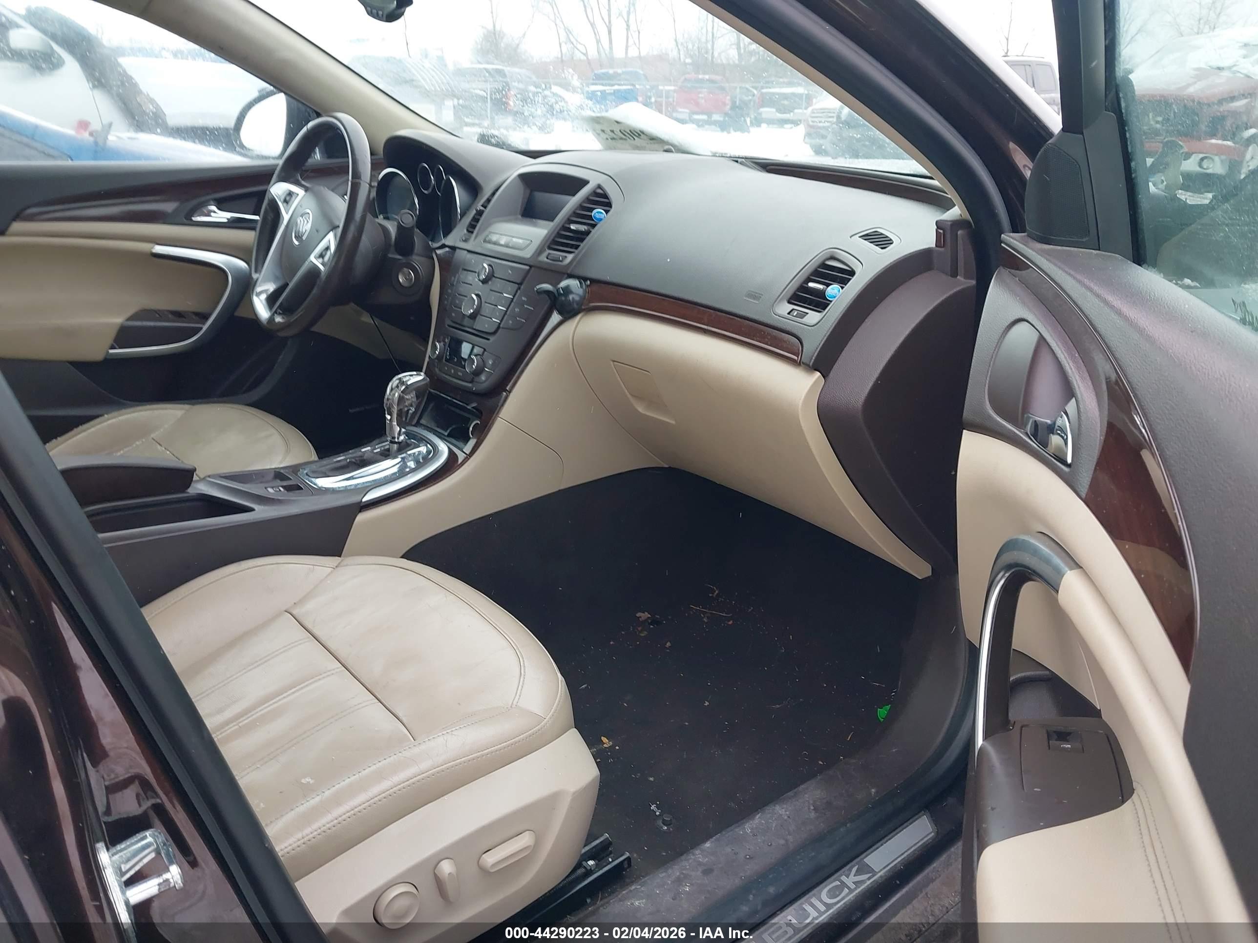 BUICK REGAL image 5