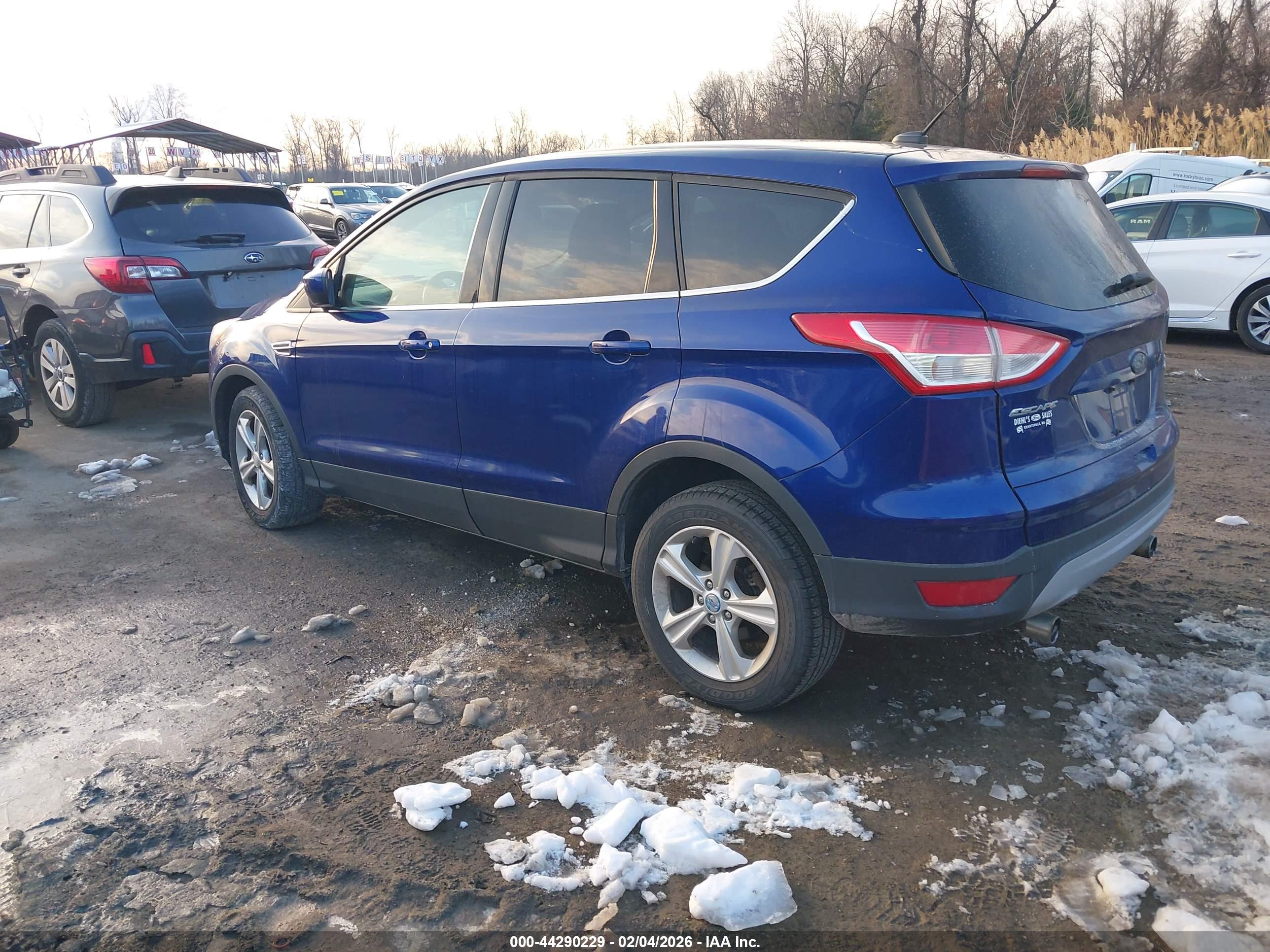 FORD ESCAPE image 3
