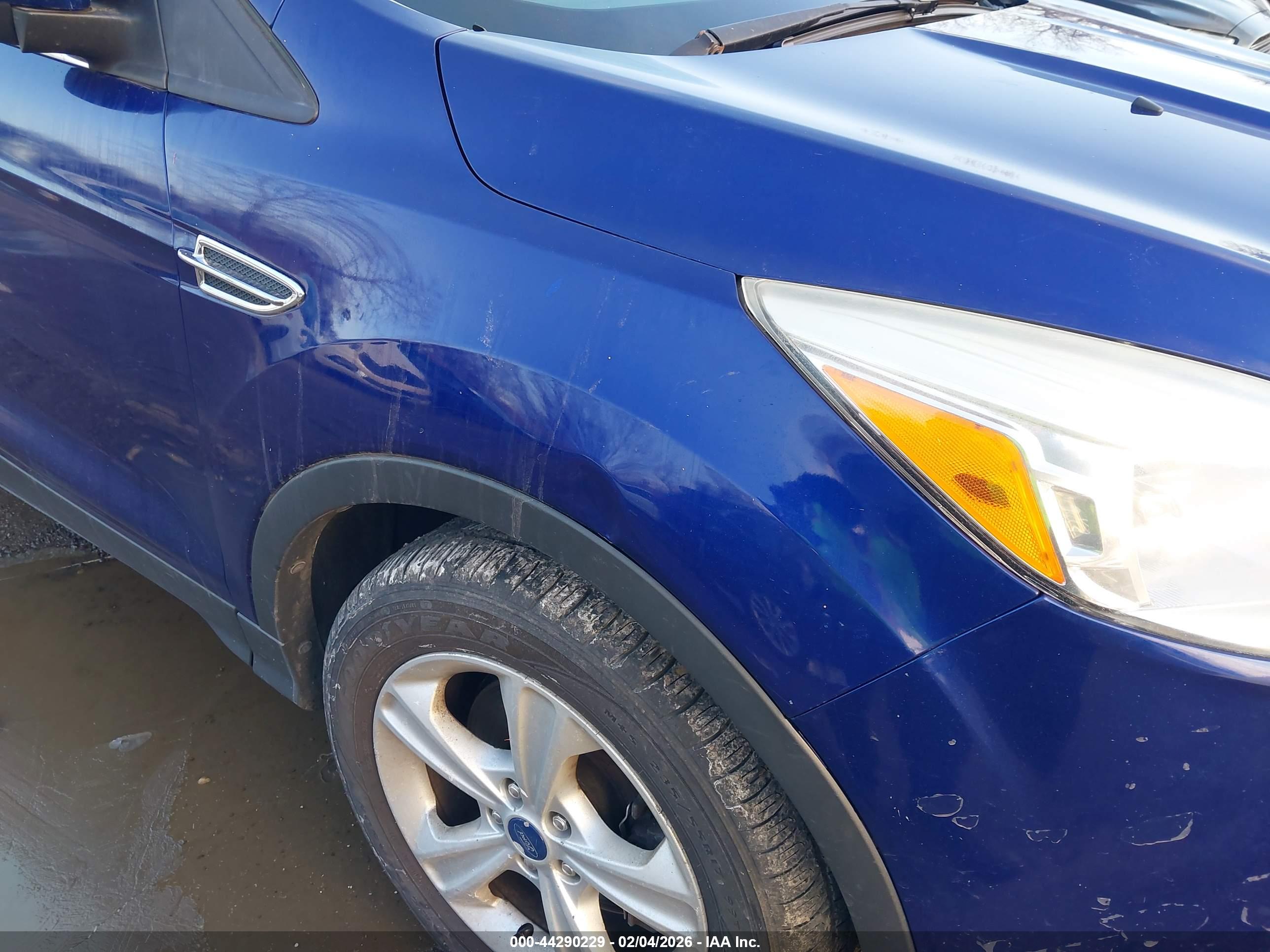 FORD ESCAPE image 6