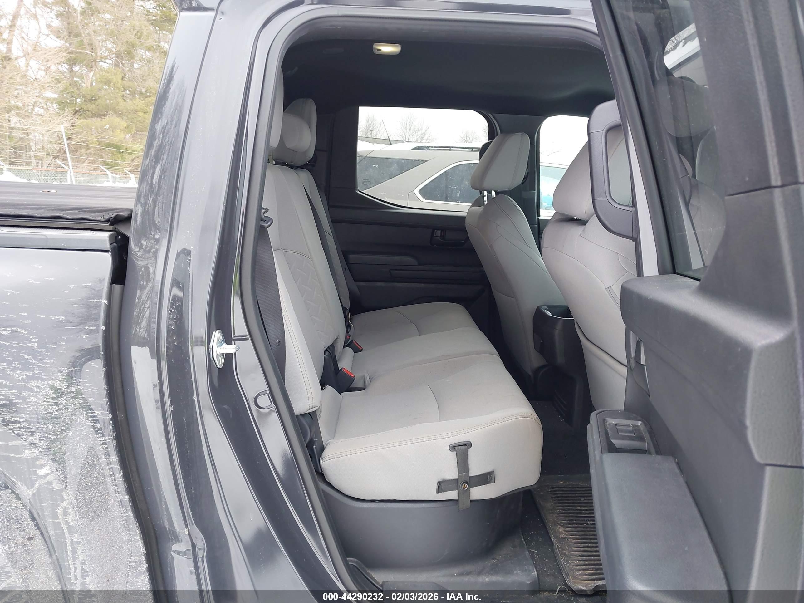 TOYOTA TACOMA image 8
