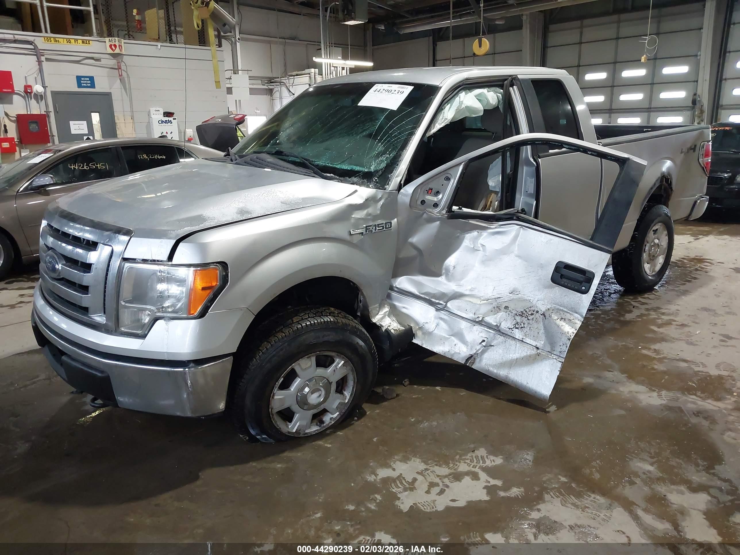 FORD F-150 image 2