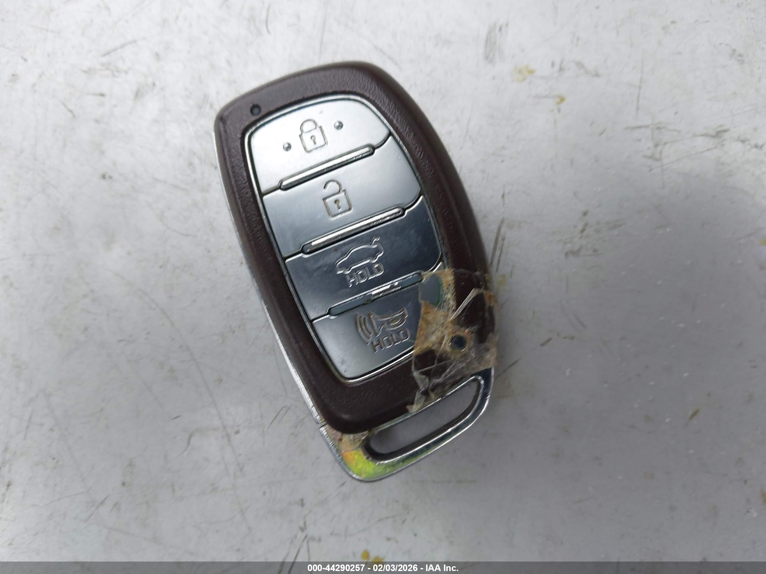 HYUNDAI SONATA image 11