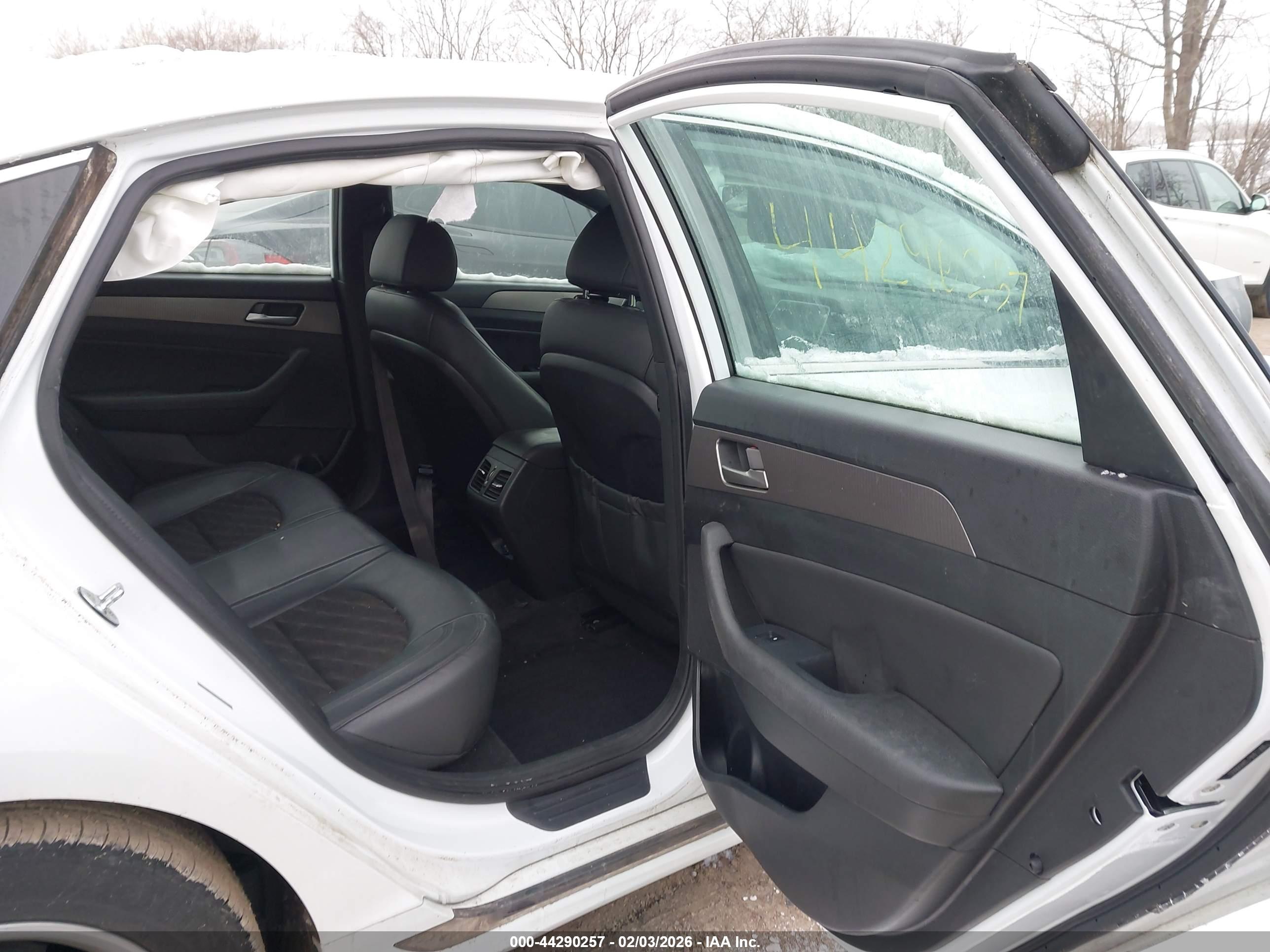 HYUNDAI SONATA image 8