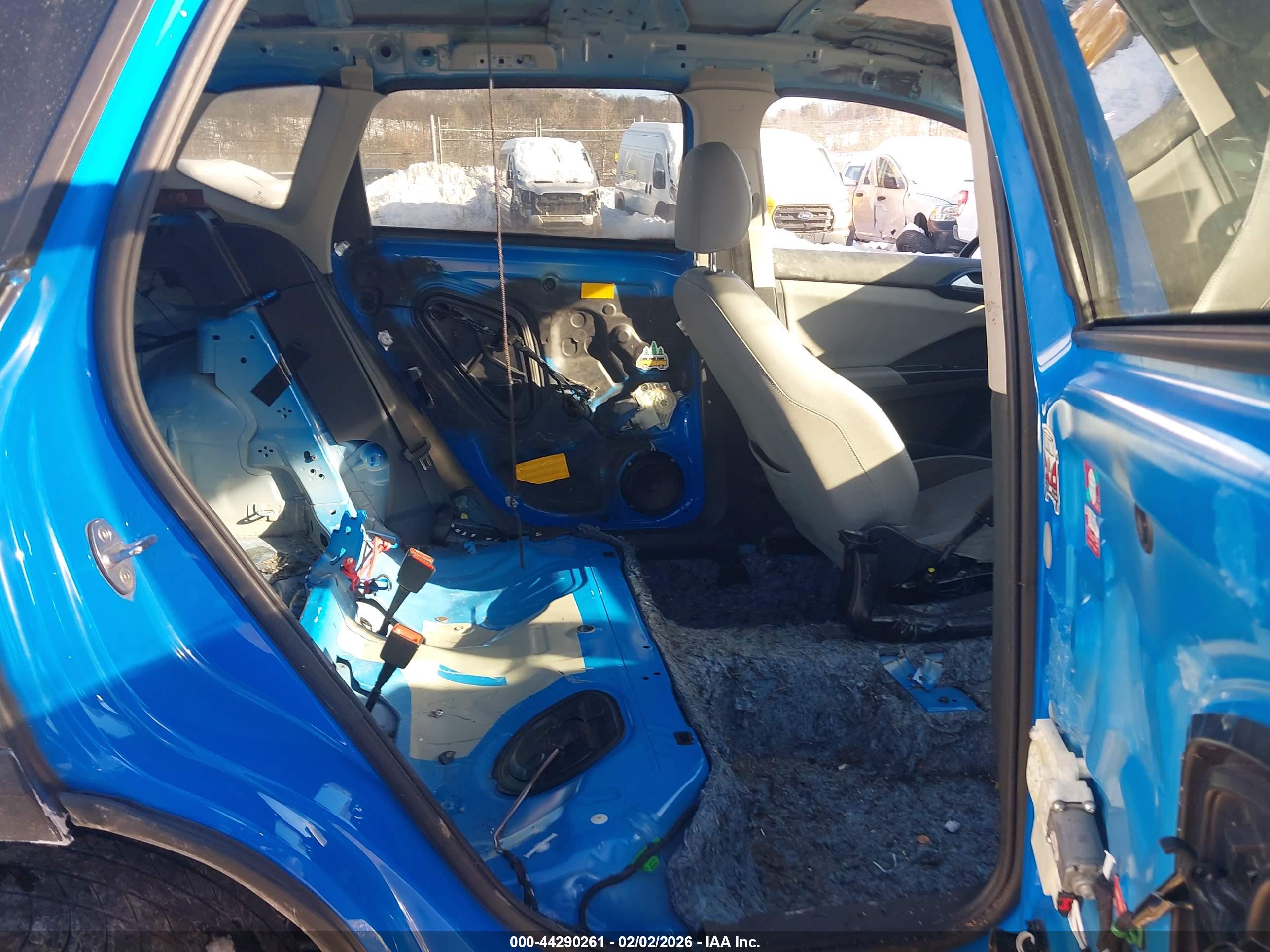 VOLKSWAGEN TAOS image 8