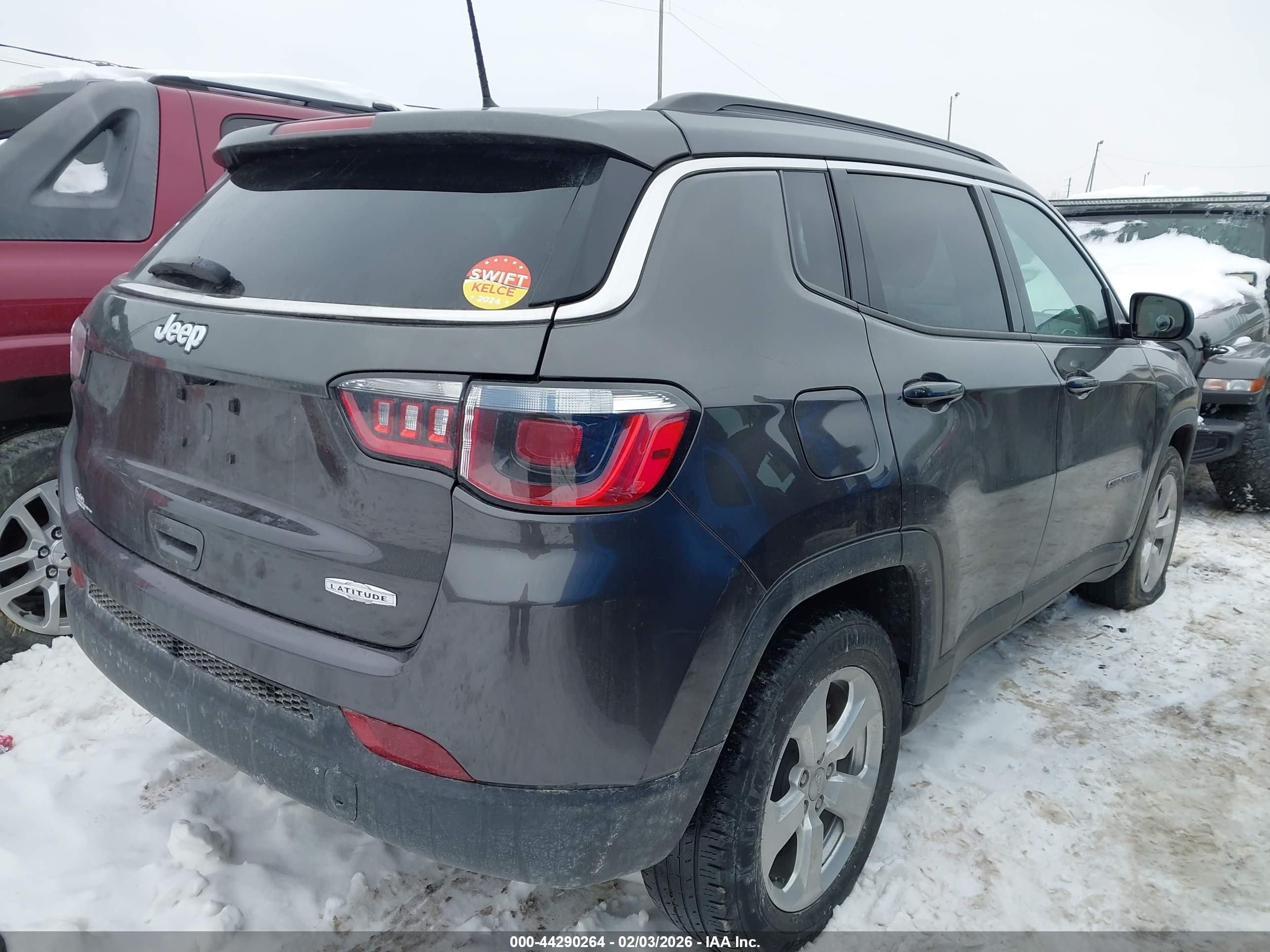 JEEP COMPASS image 4