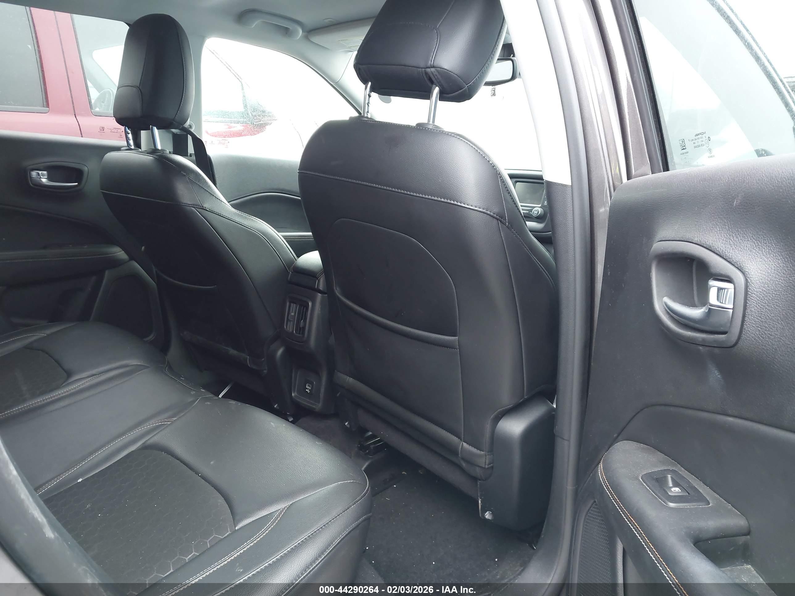 JEEP COMPASS image 8