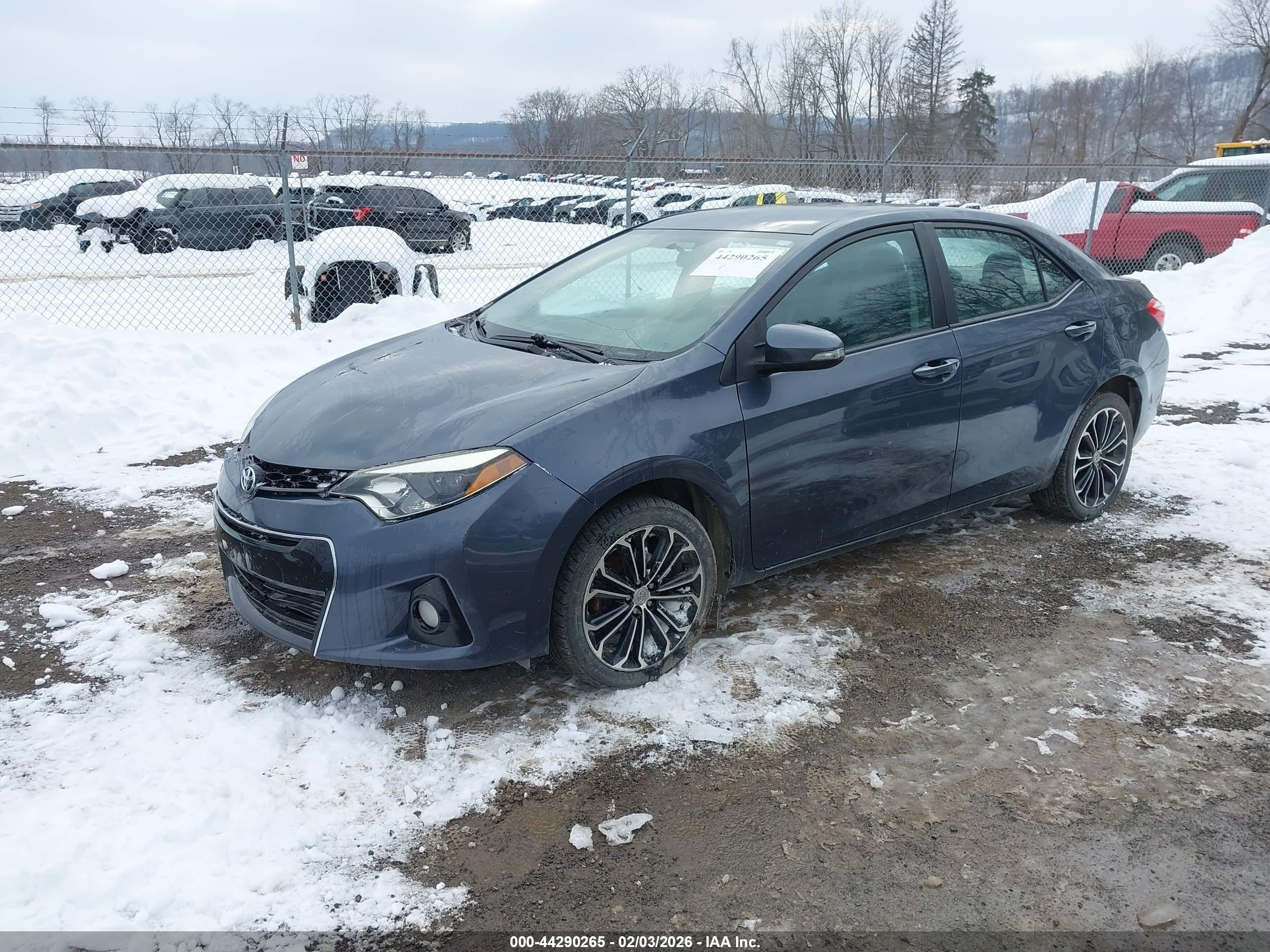 TOYOTA COROLLA image 2