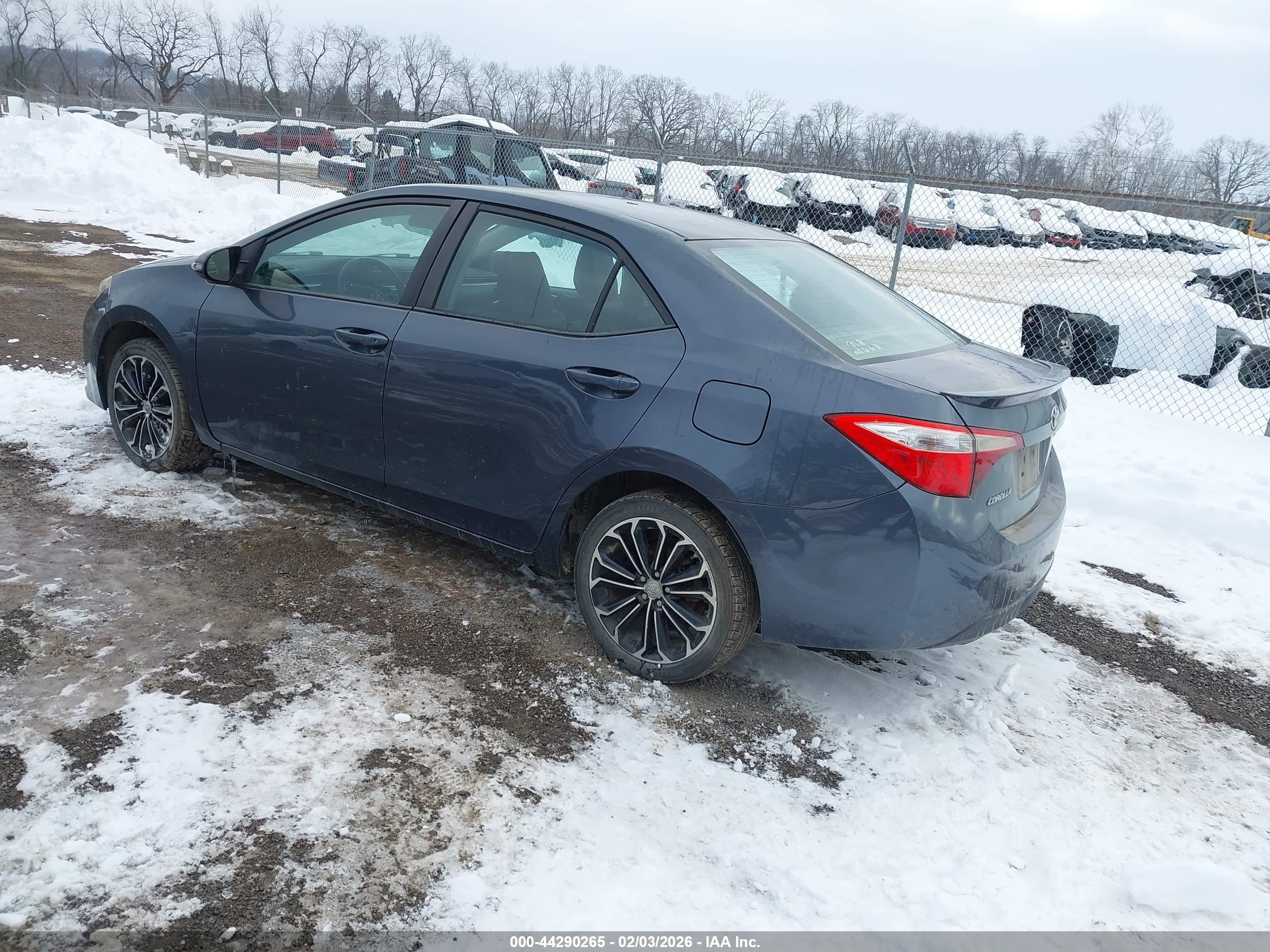 TOYOTA COROLLA image 3
