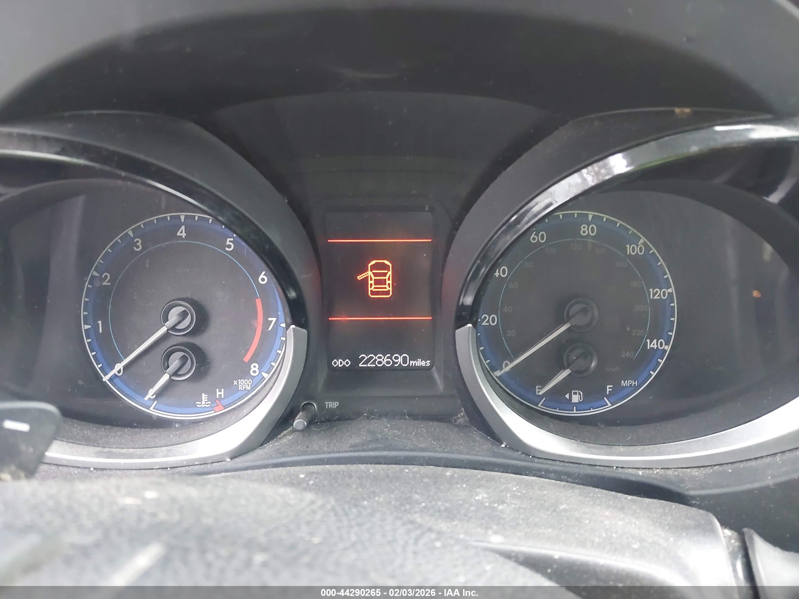 TOYOTA COROLLA image 7